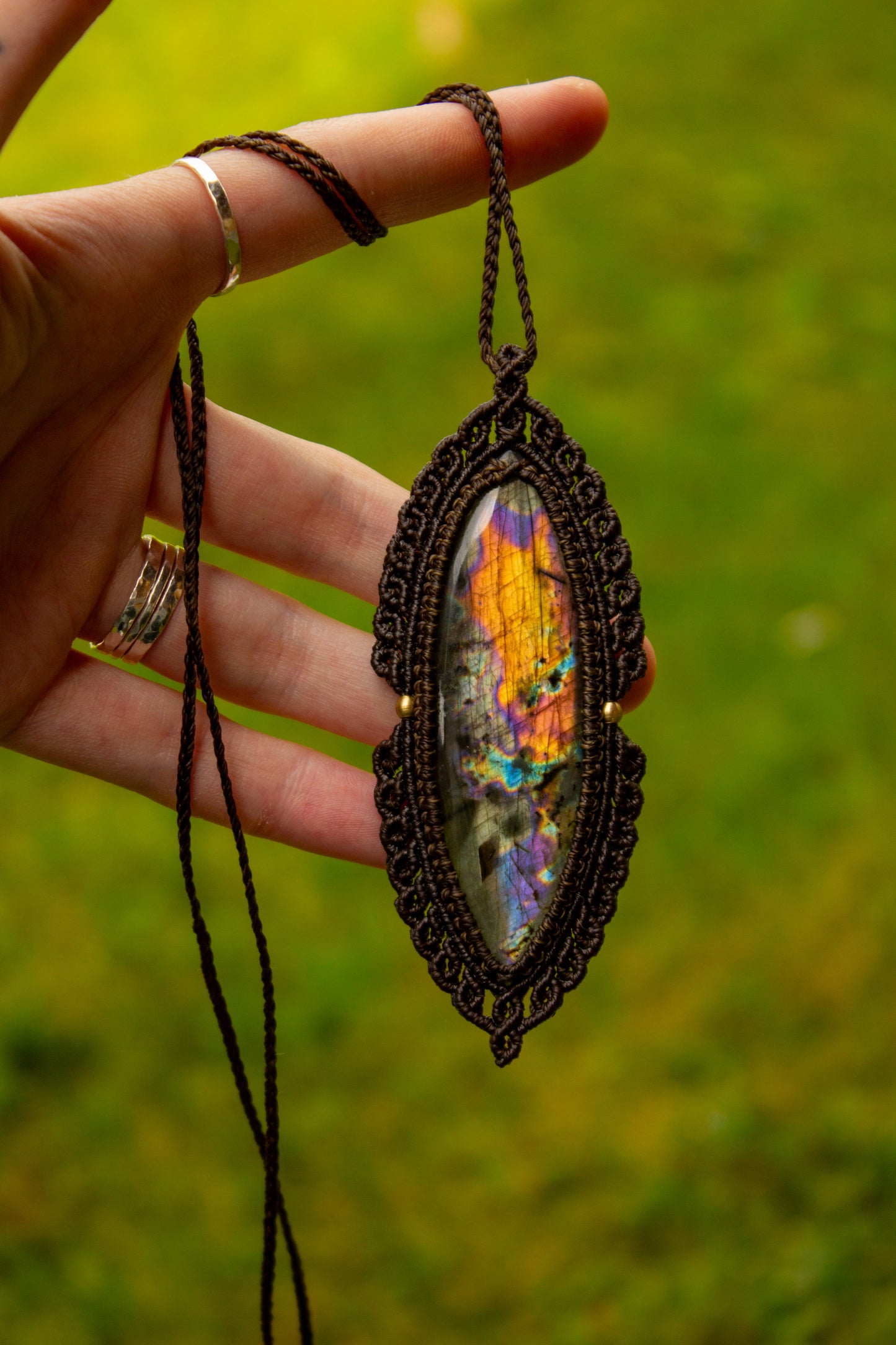 Labradorite macrame necklace