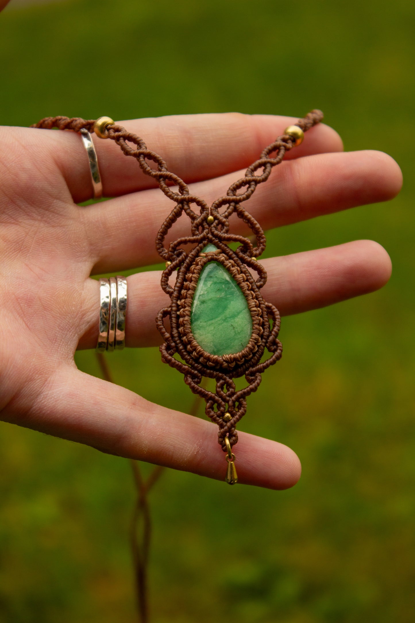 Chrysoprase macrame necklace