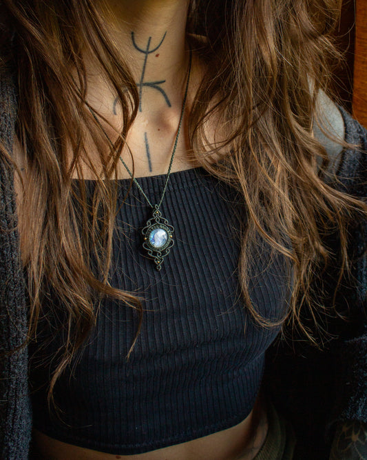 Rainbow Moonstone macrame necklace