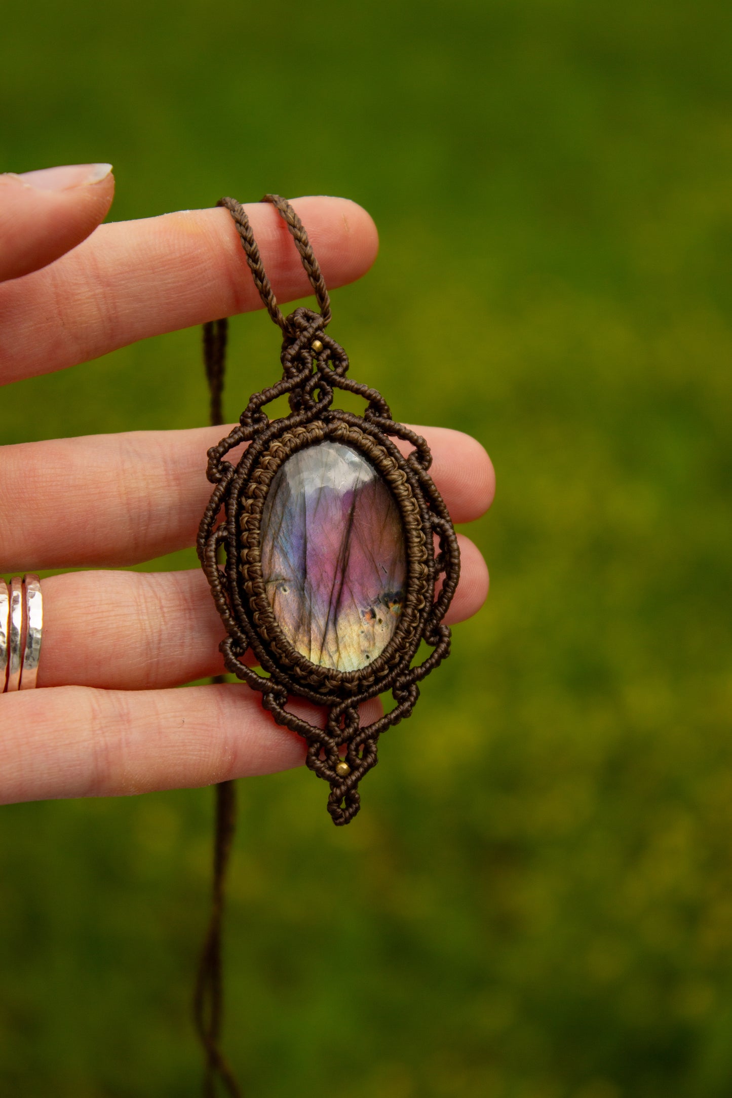 Labradorite macrame necklace