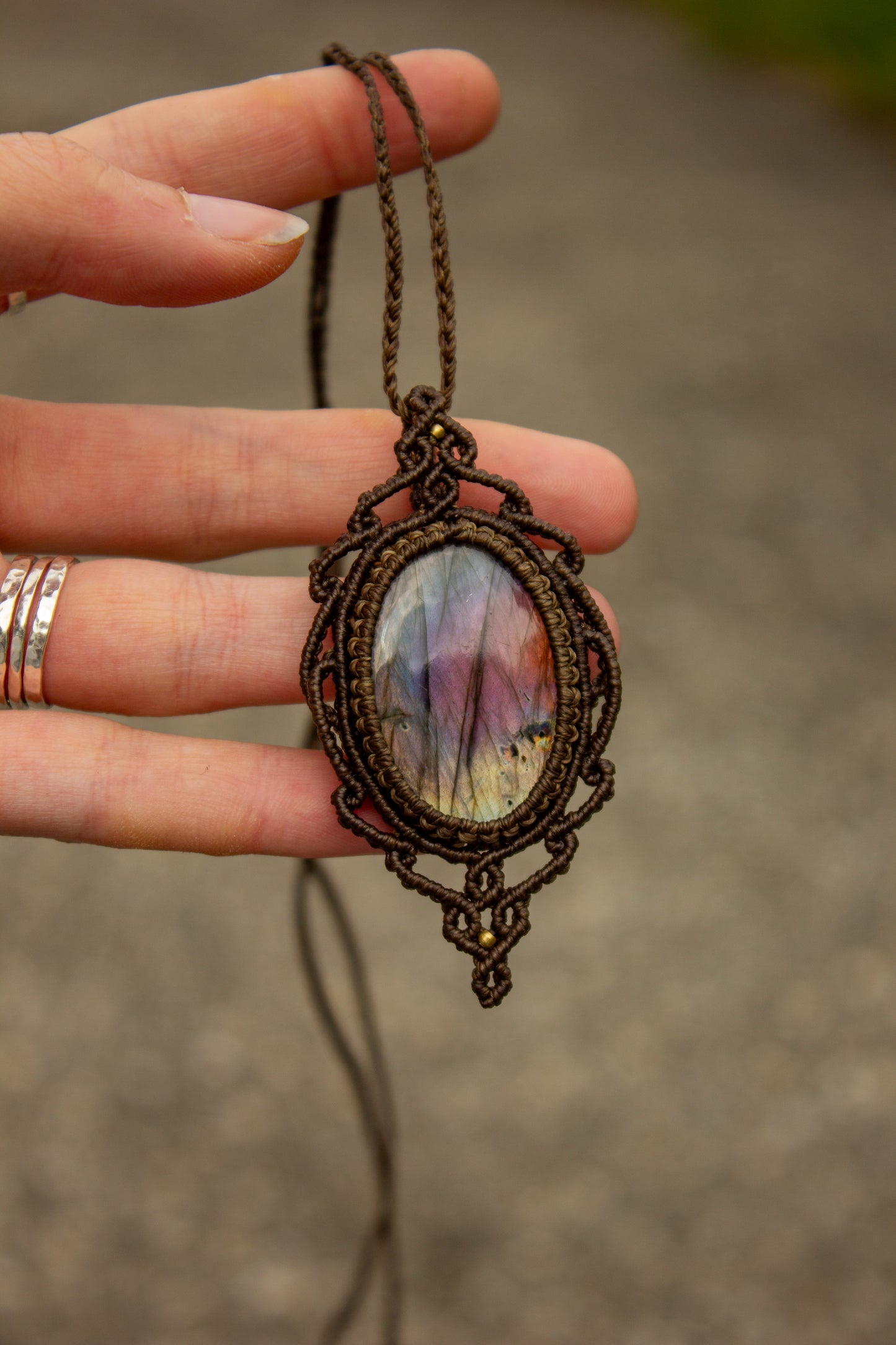 Labradorite macrame necklace