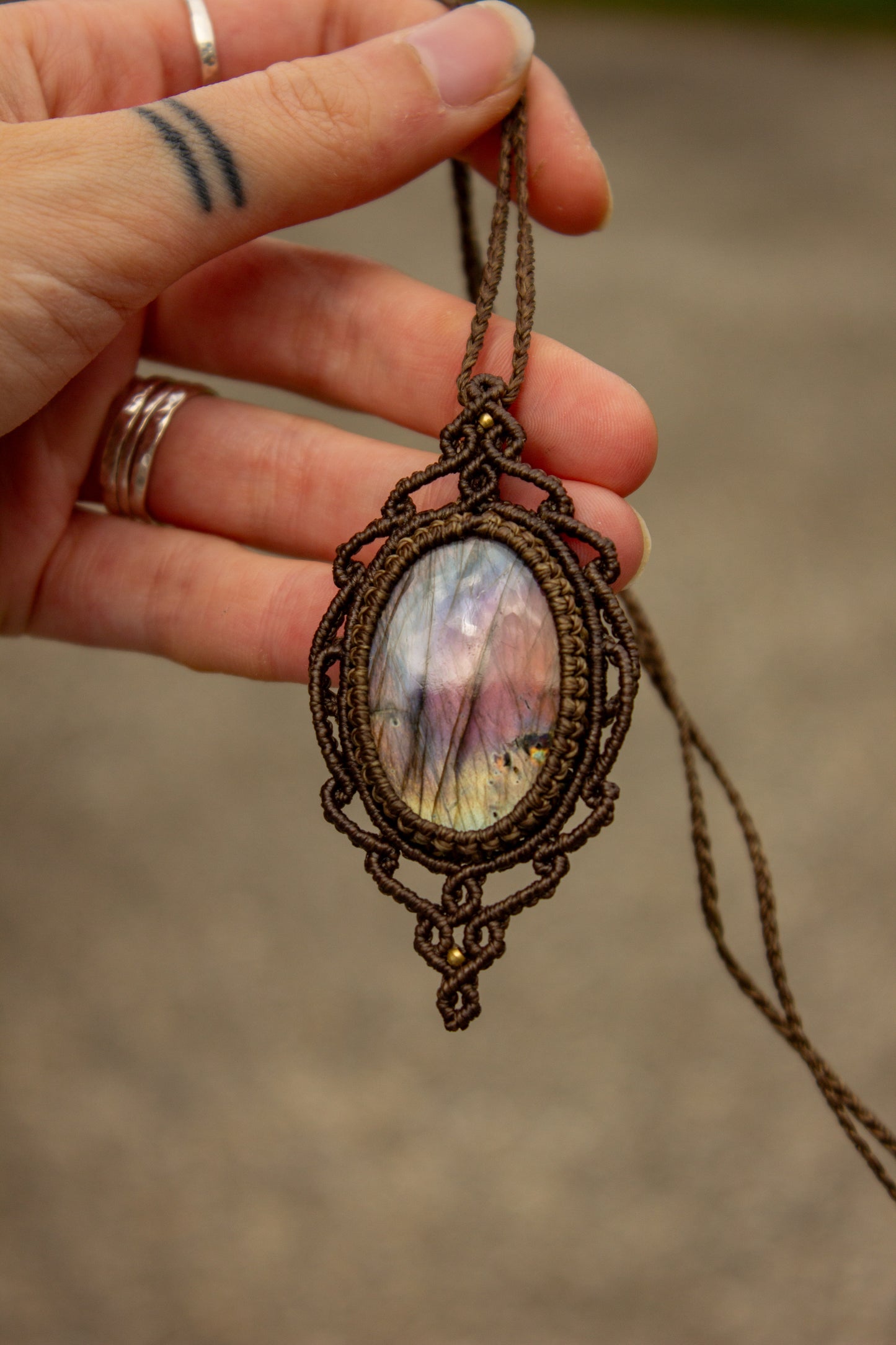 Labradorite macrame necklace