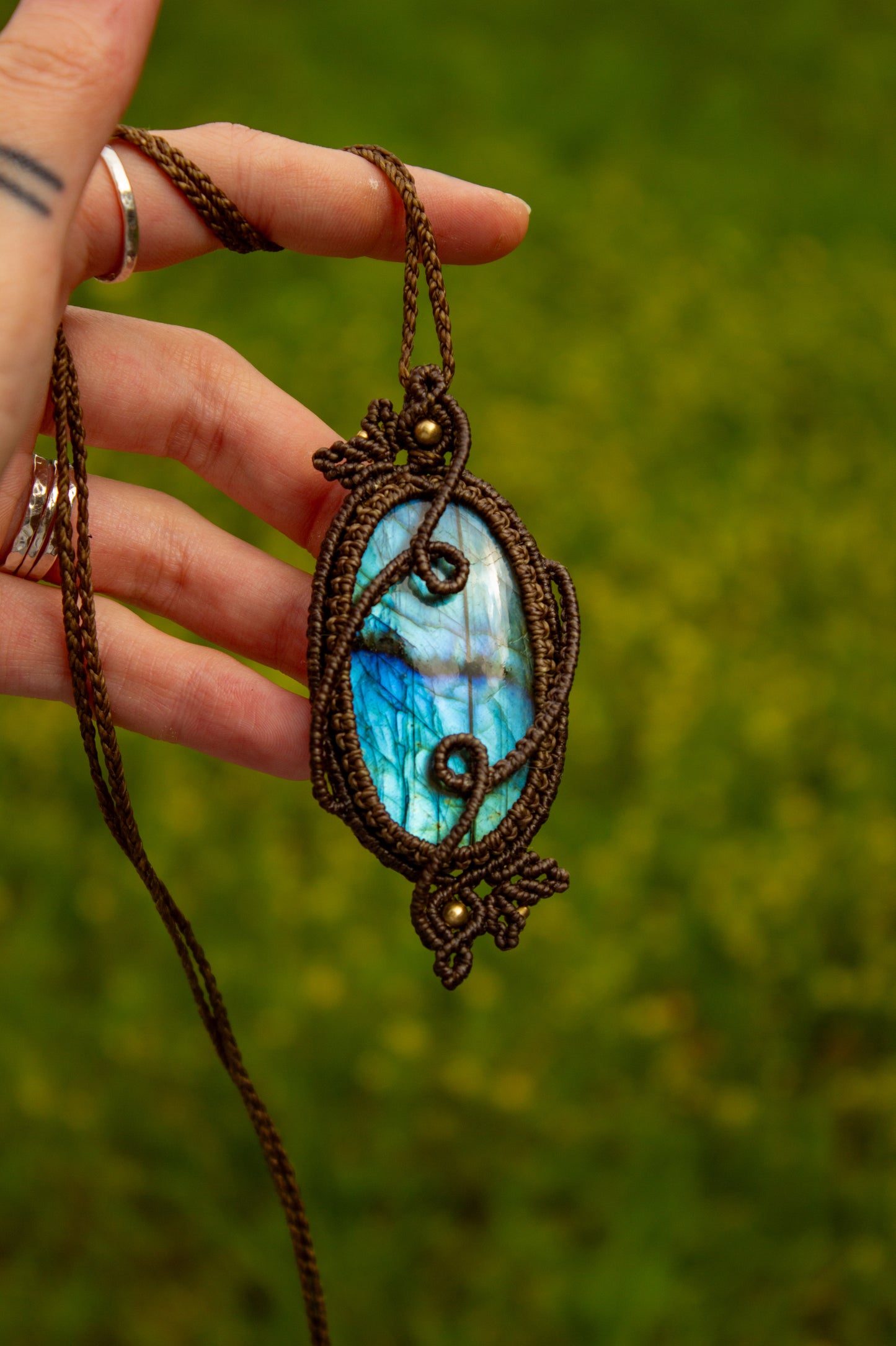 Labradorite macrame necklace