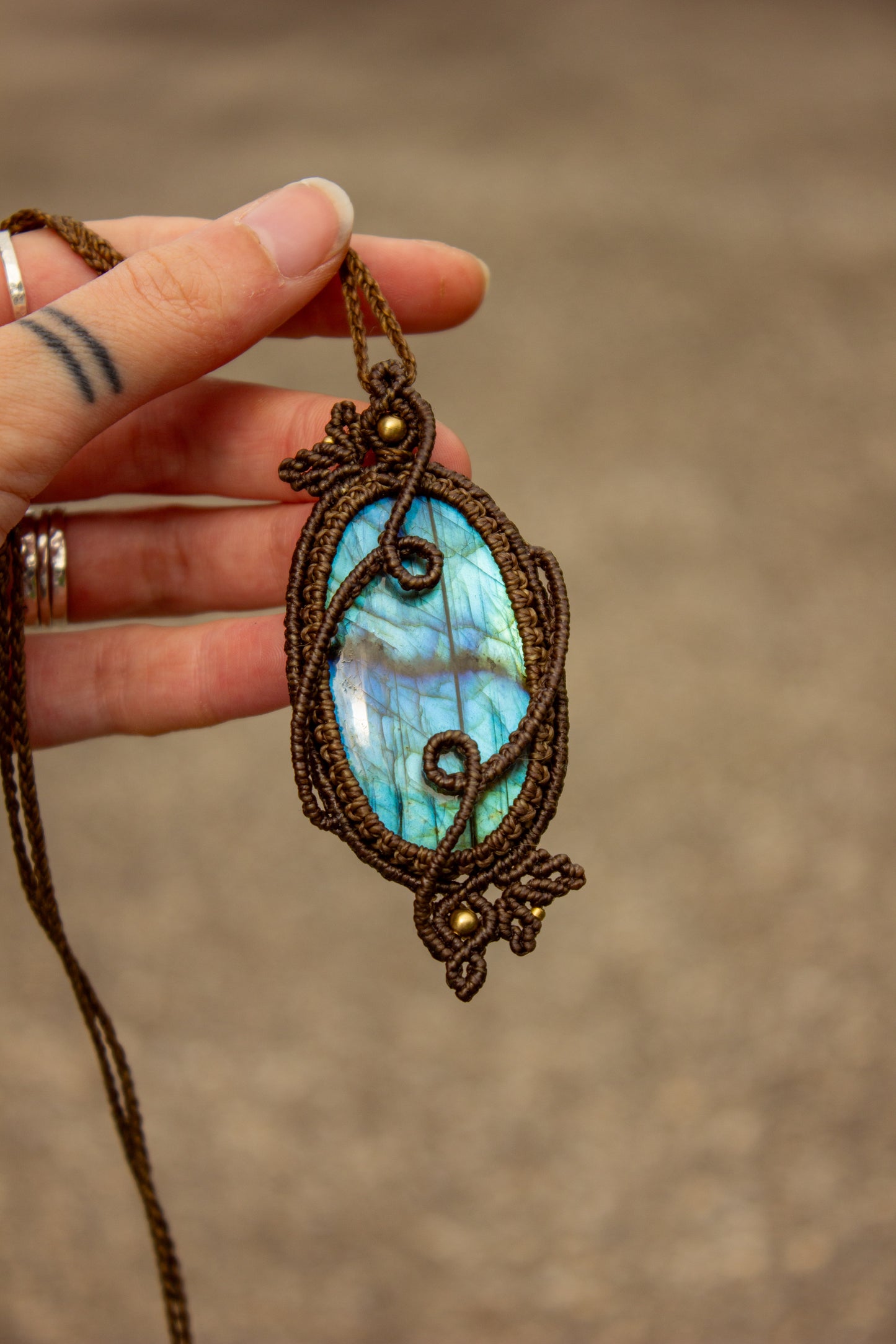 Labradorite macrame necklace