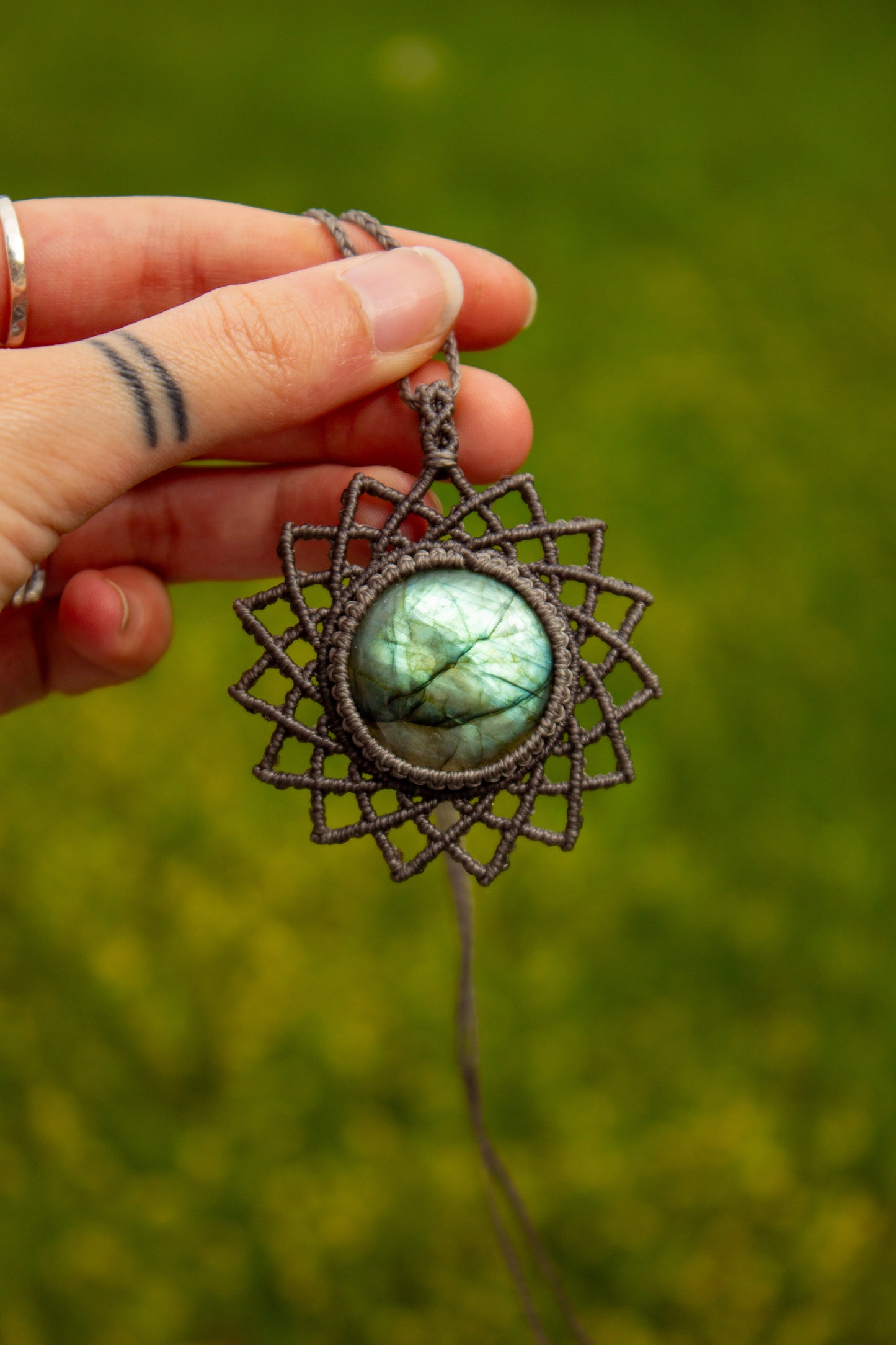 Labradorite macrame necklace