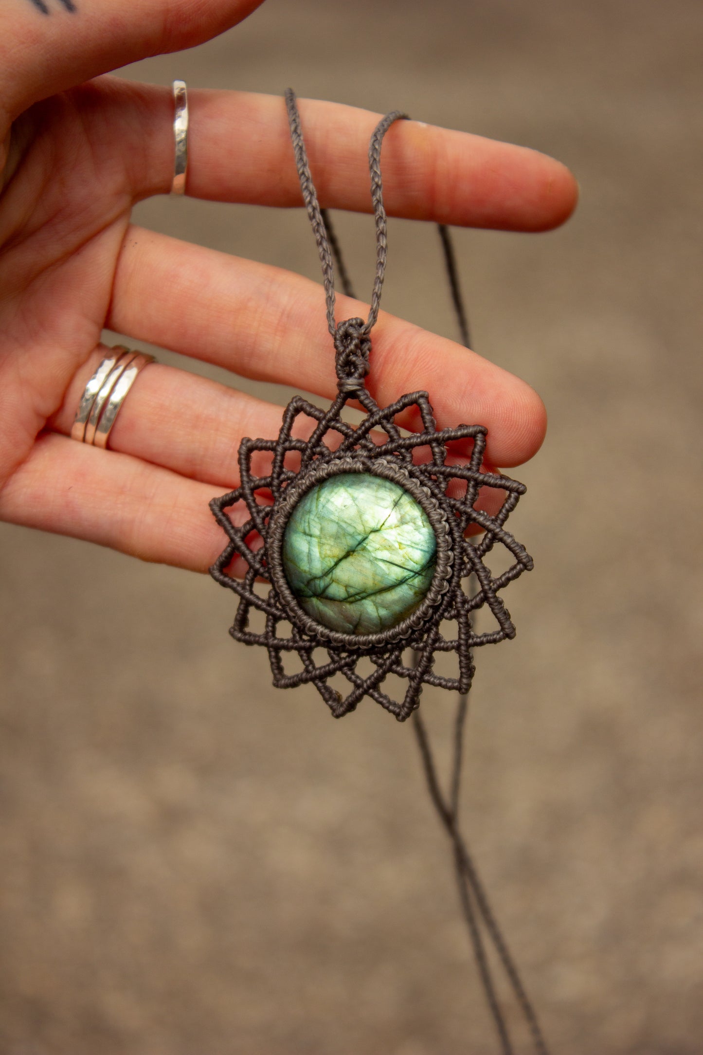 Labradorite macrame necklace