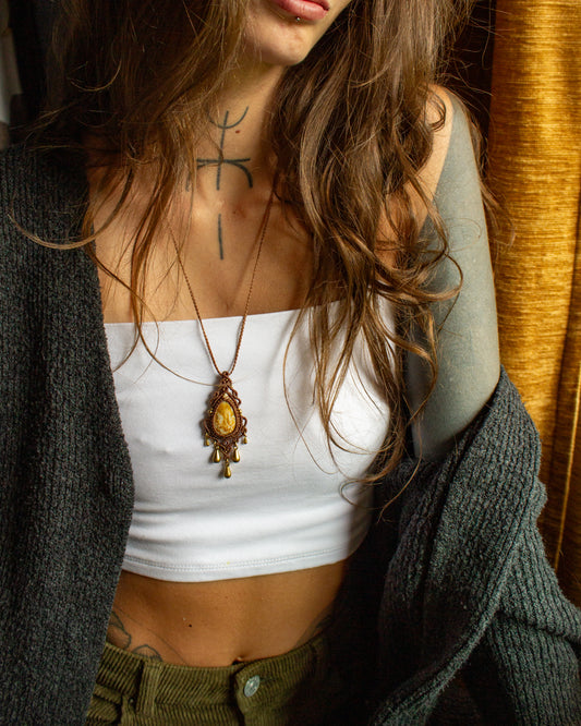 Polka Dot Jasper macrame necklace