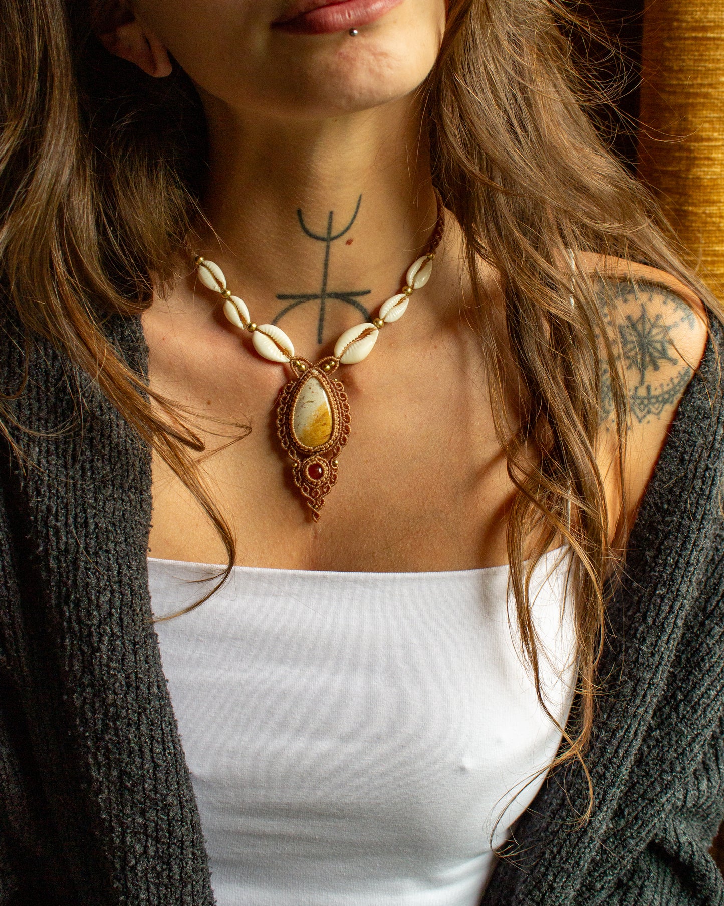 Polka Dot Jasper & Carnelian macrame necklace