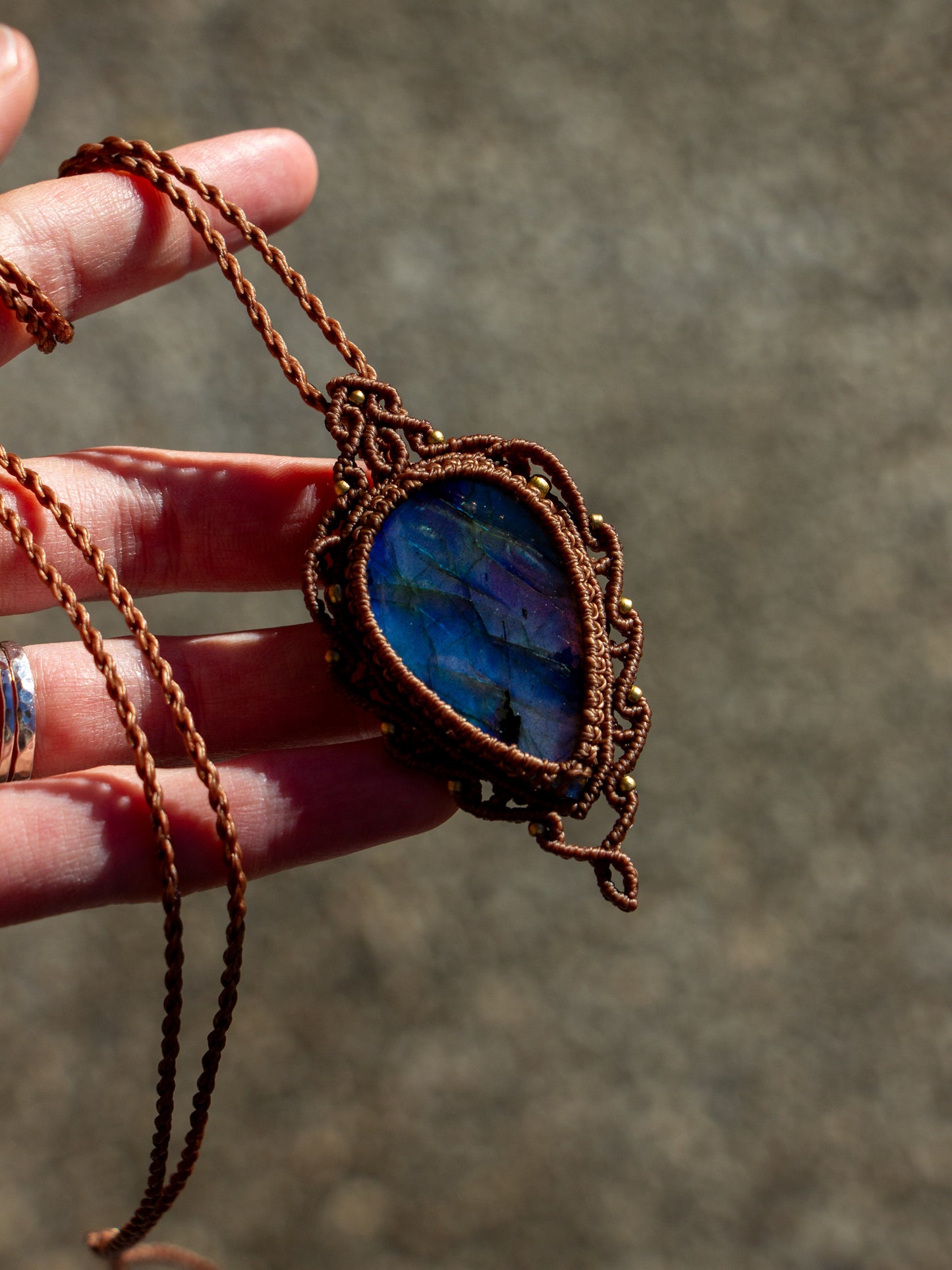 Labradorite macrame necklace