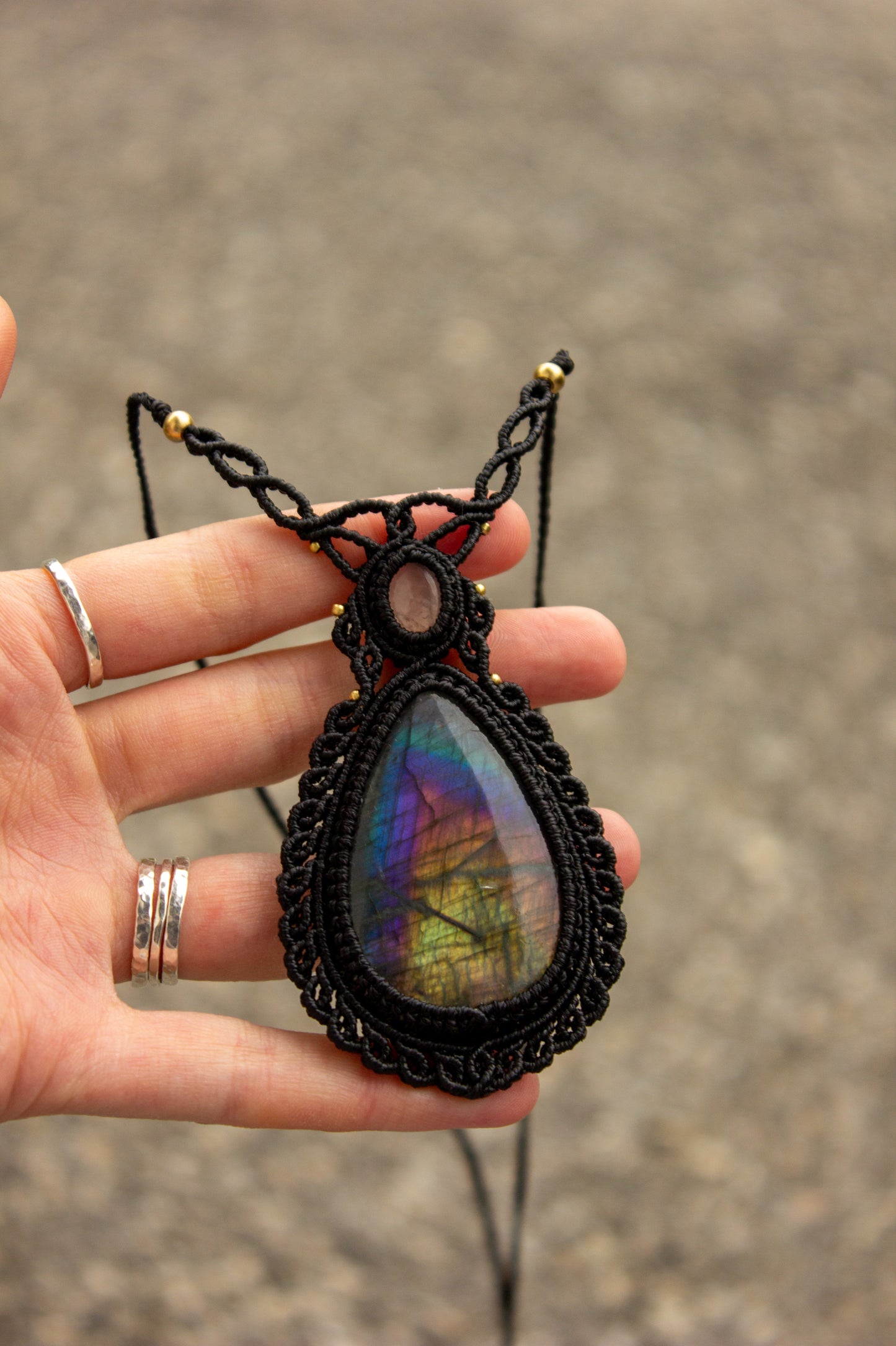 Rose Quartz & Labradorite macrame necklace