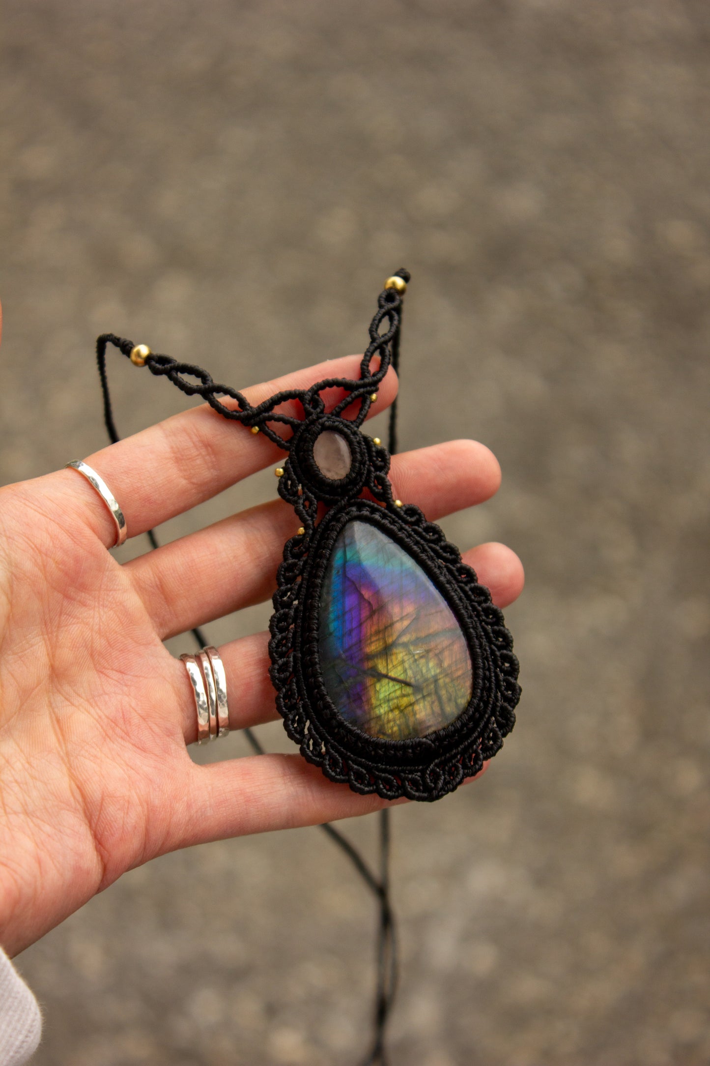 Rose Quartz & Labradorite macrame necklace