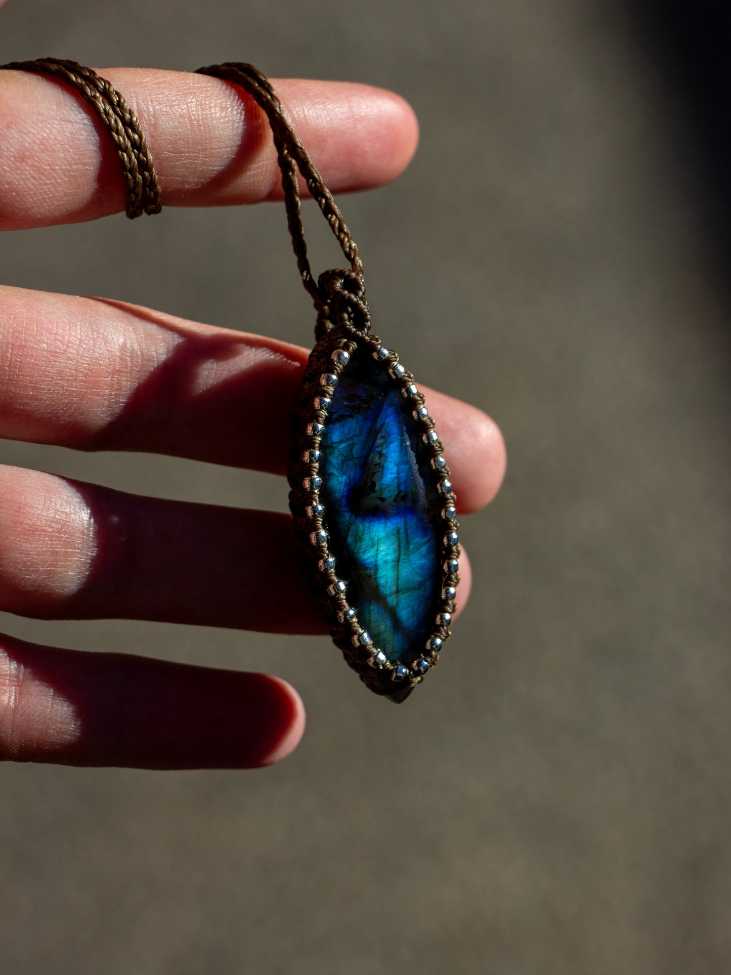 Labradorite macrame necklace