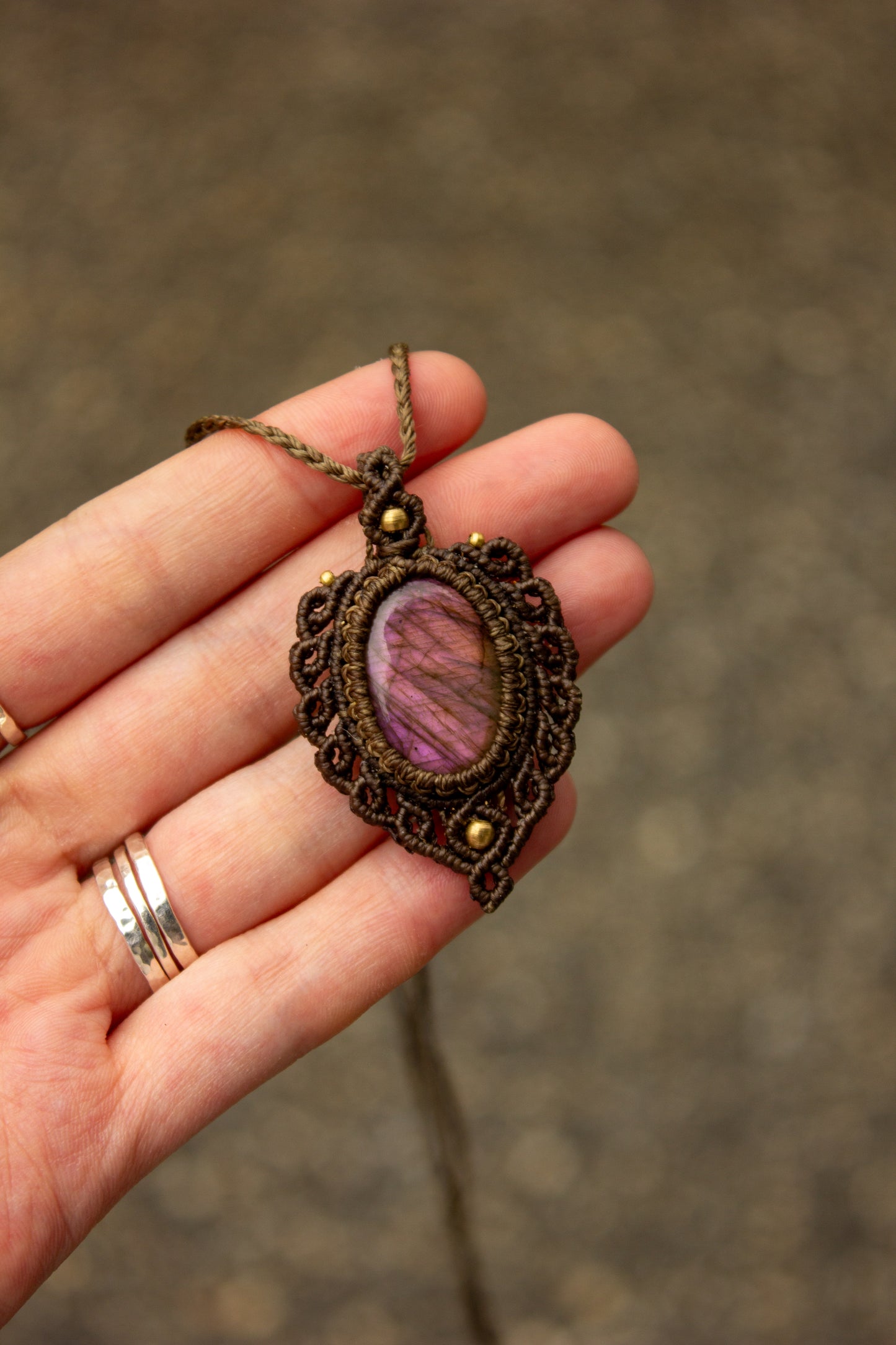 Labradorite macrame necklace
