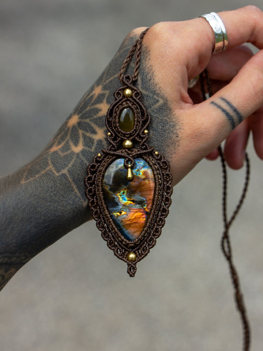 Labradorite & Cat's Eye necklace