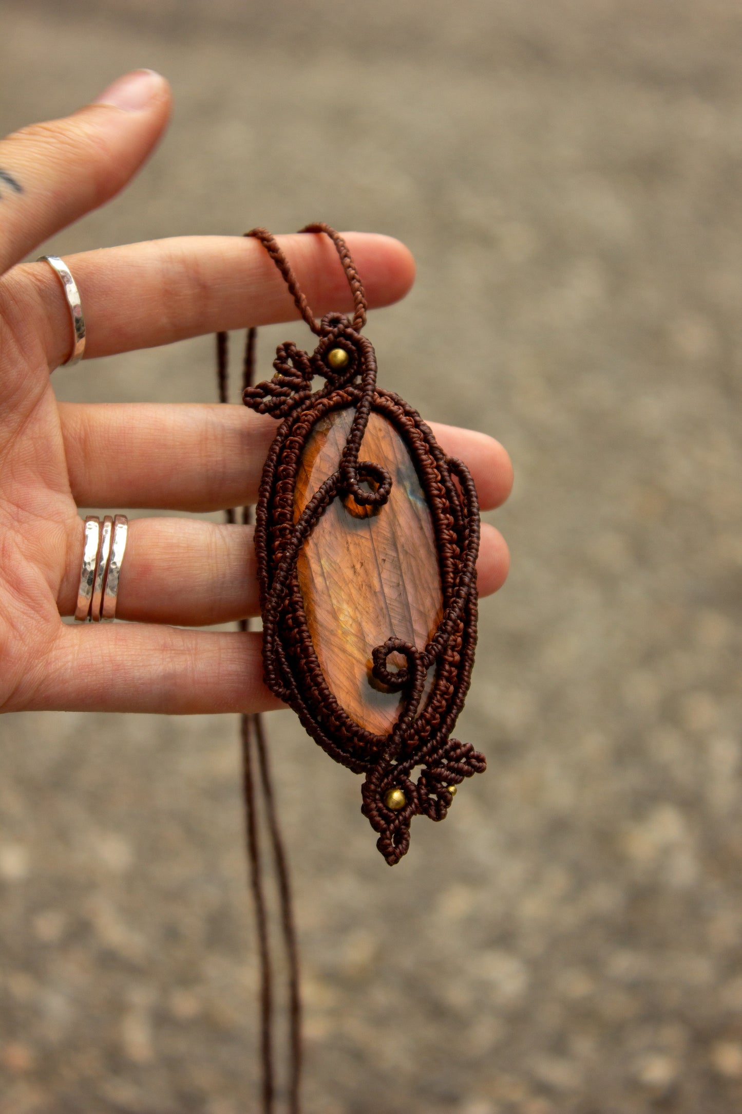 Labradorite macrame necklace