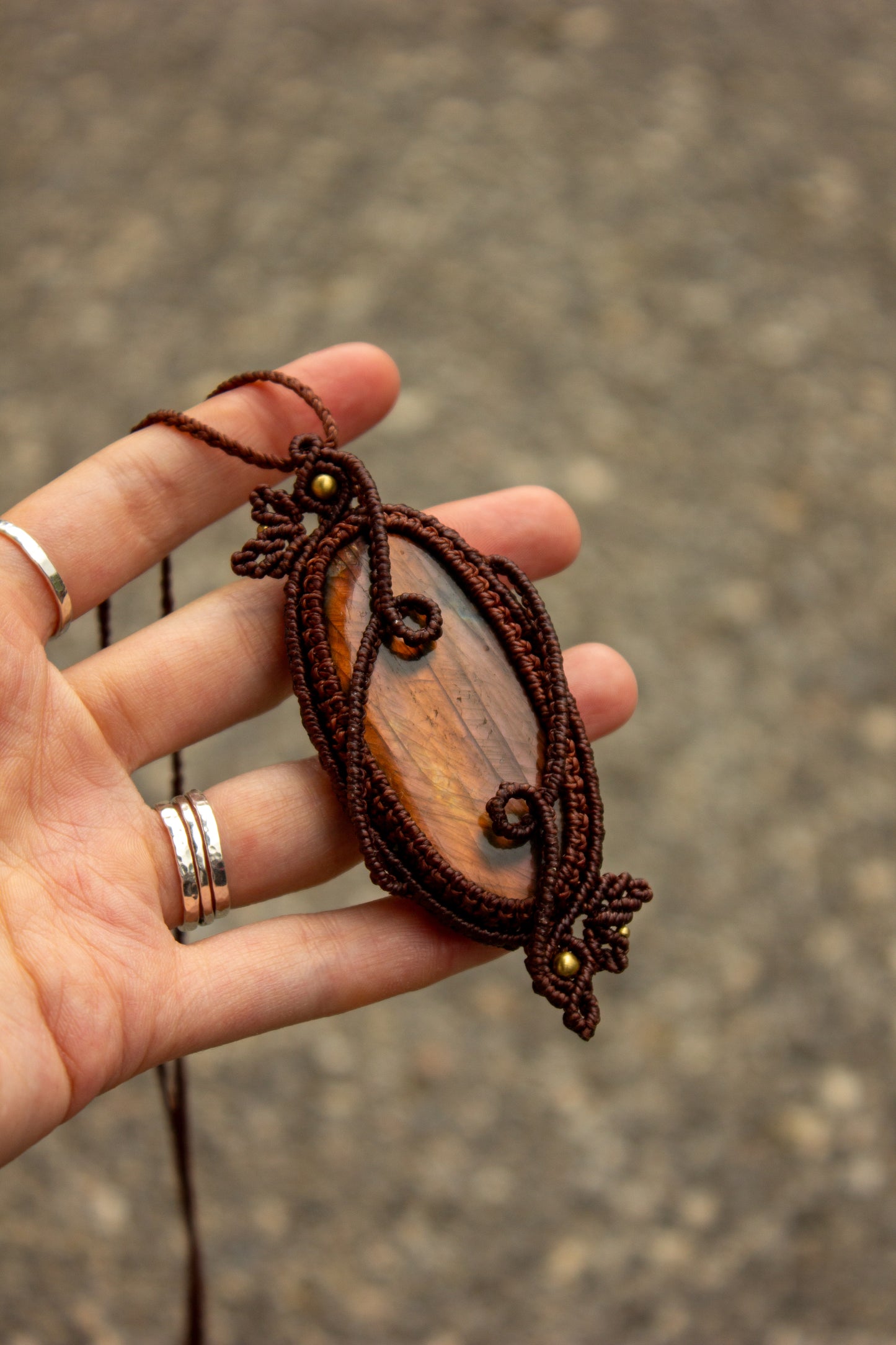 Labradorite macrame necklace