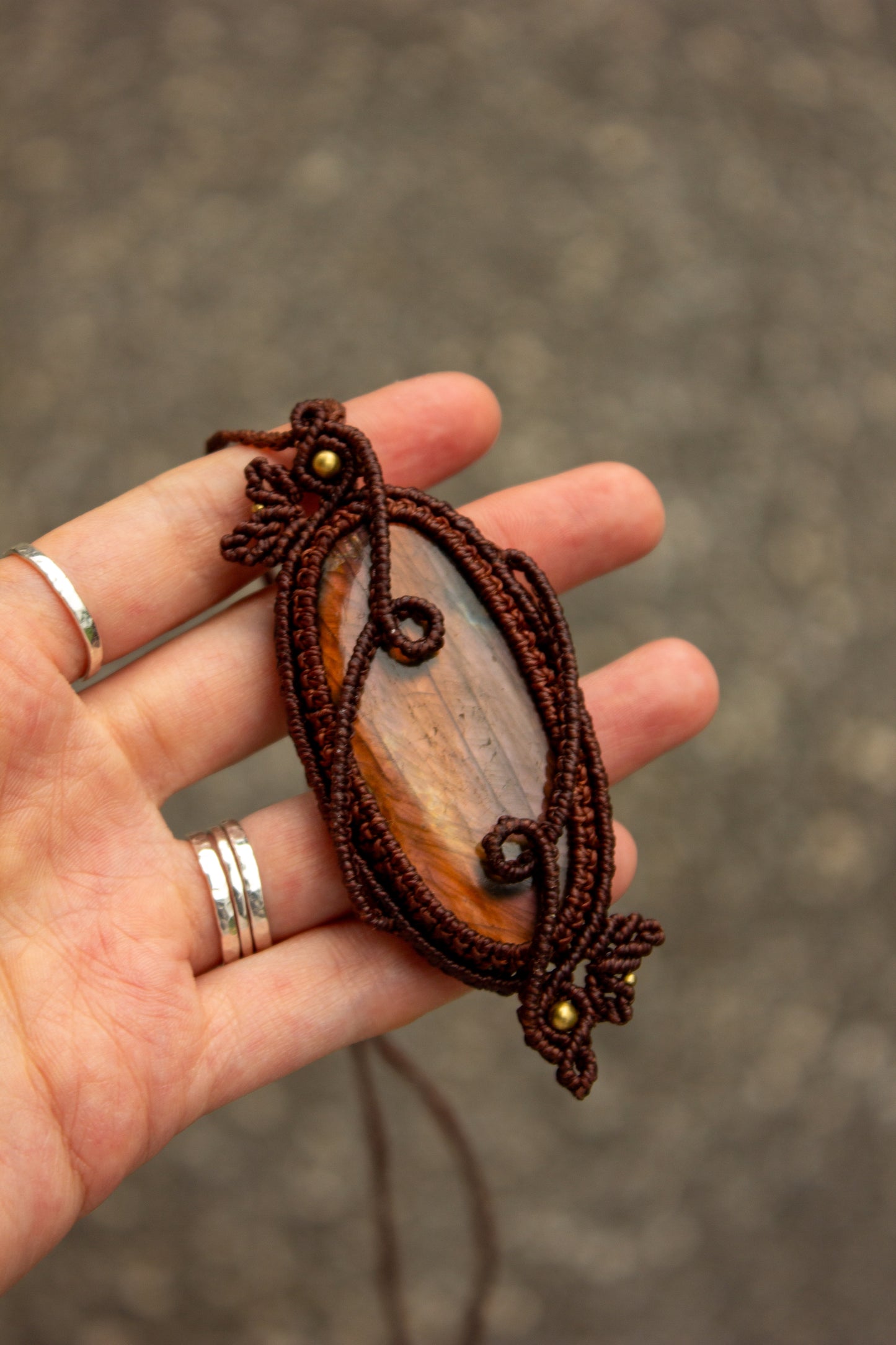 Labradorite macrame necklace