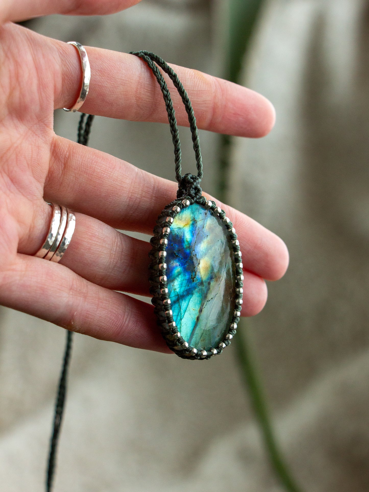 Labradorite macrame necklace