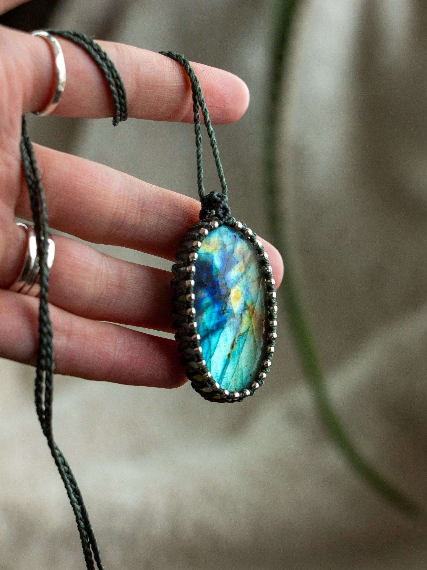 Labradorite macrame necklace