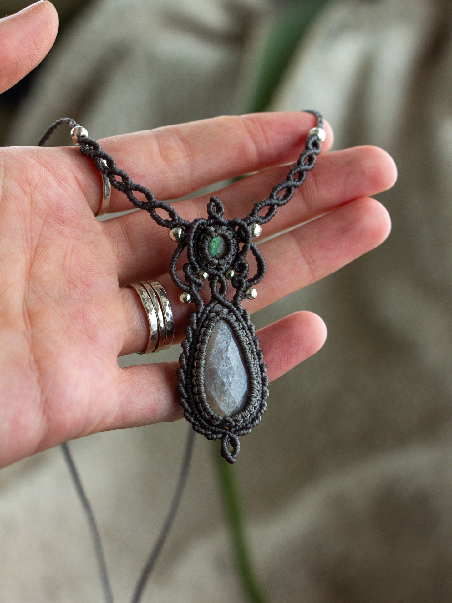 Labradorite & Grey Moonstone macrame necklace
