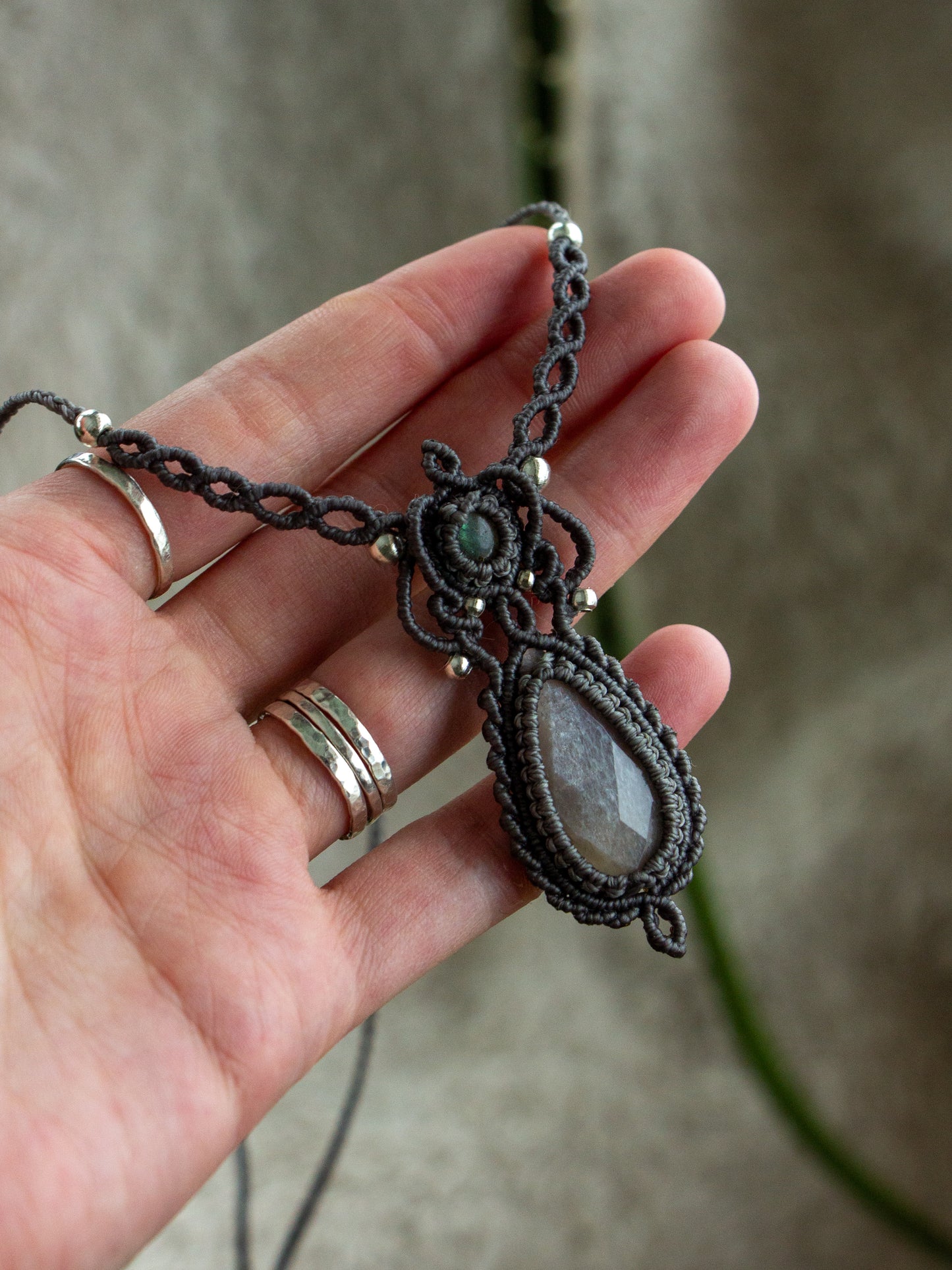 Labradorite & Grey Moonstone macrame necklace