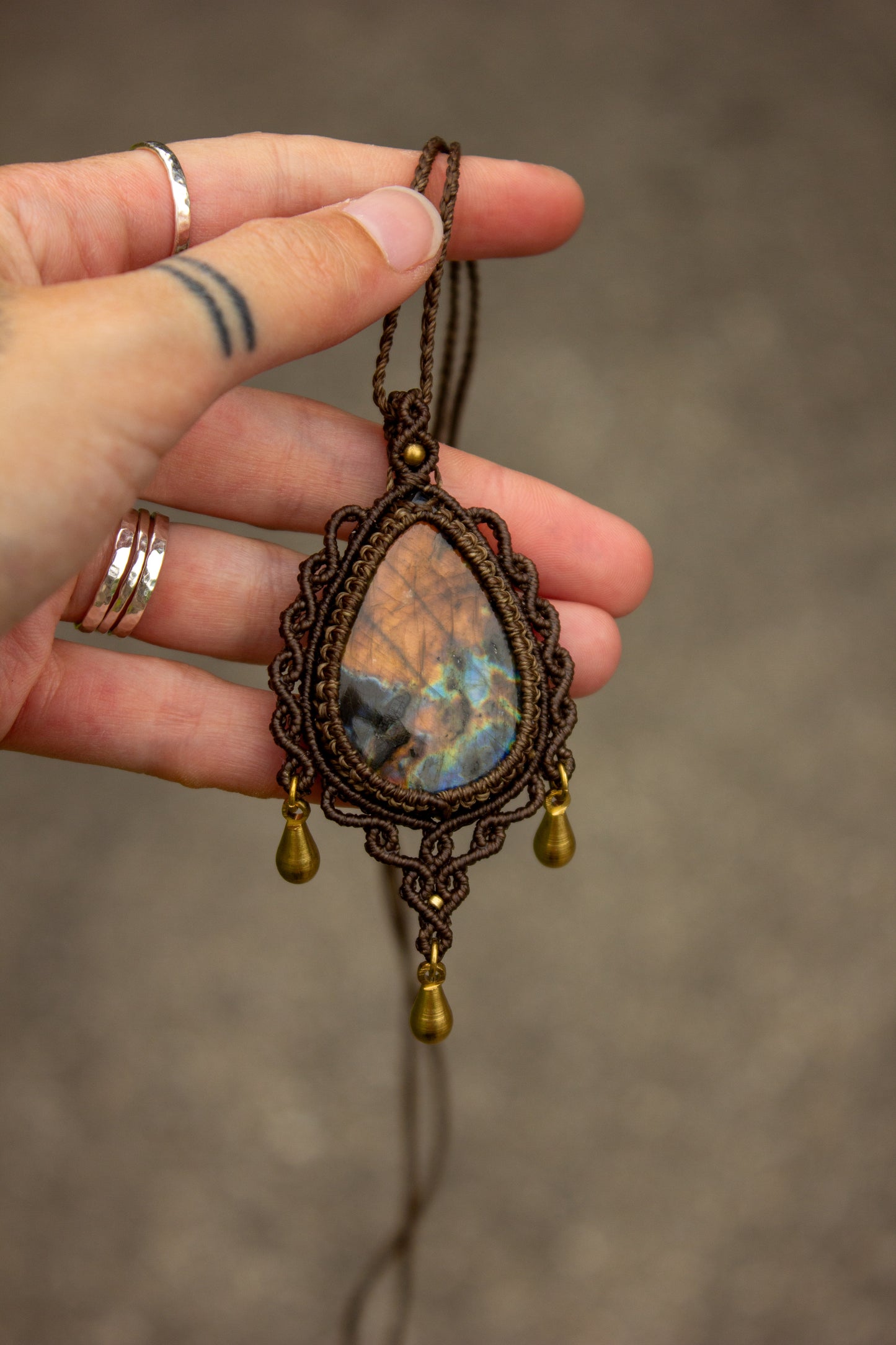 Labradorite macrame necklace