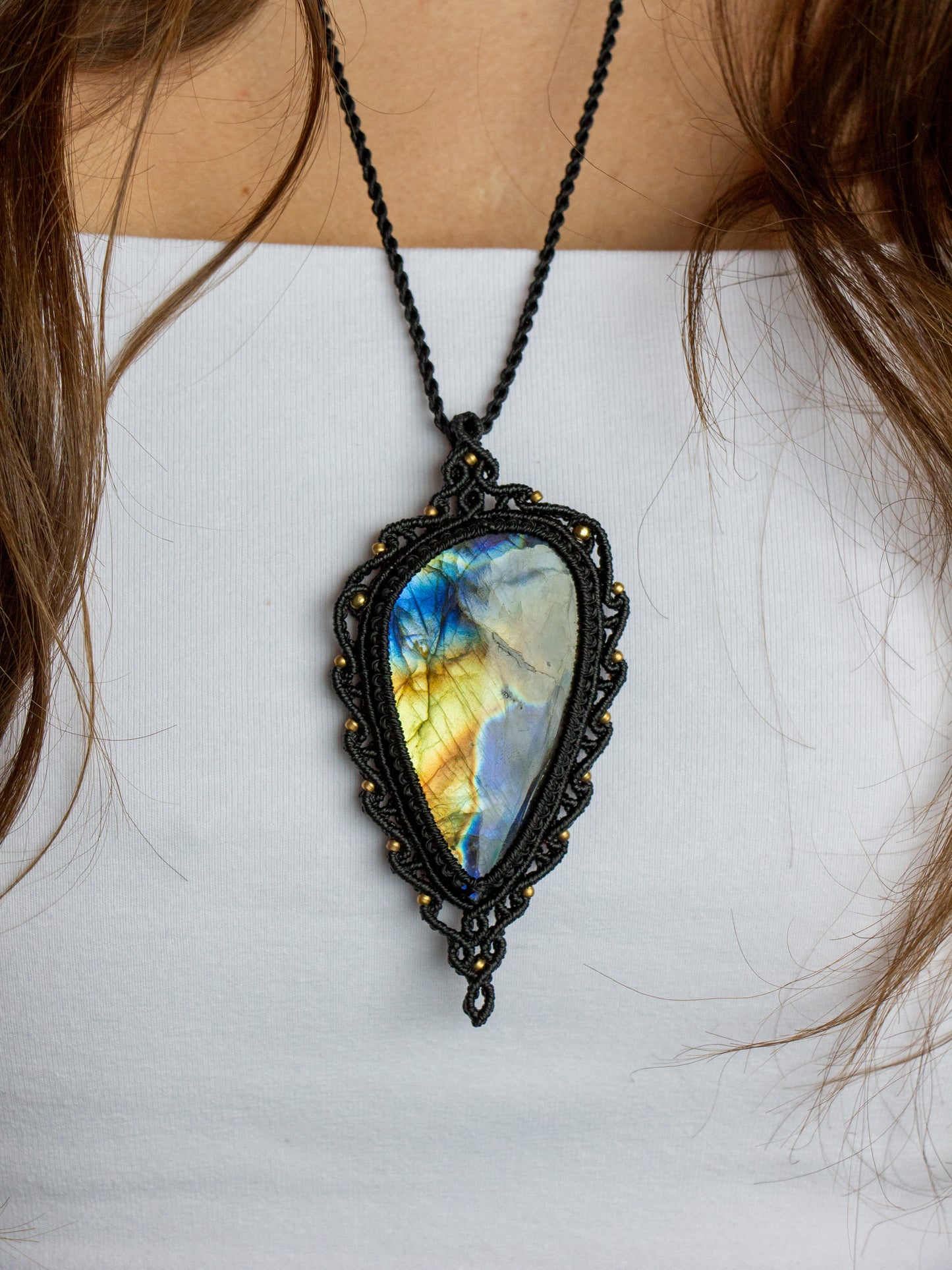 Labradorite macrame necklace
