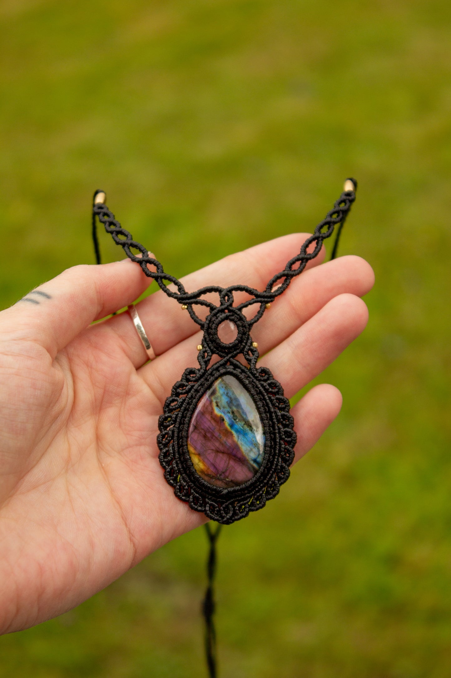 Rose Quartz & Labradorite macrame necklace