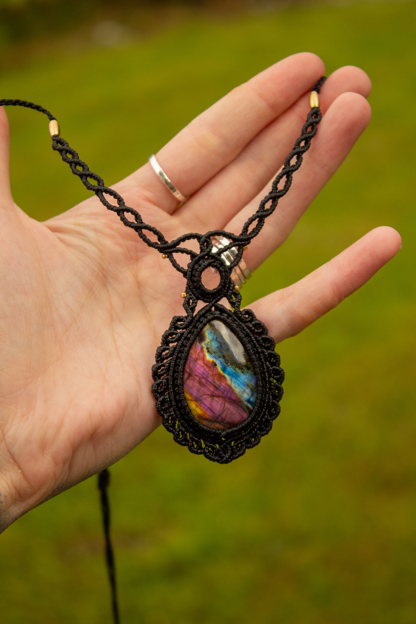 Rose Quartz & Labradorite macrame necklace