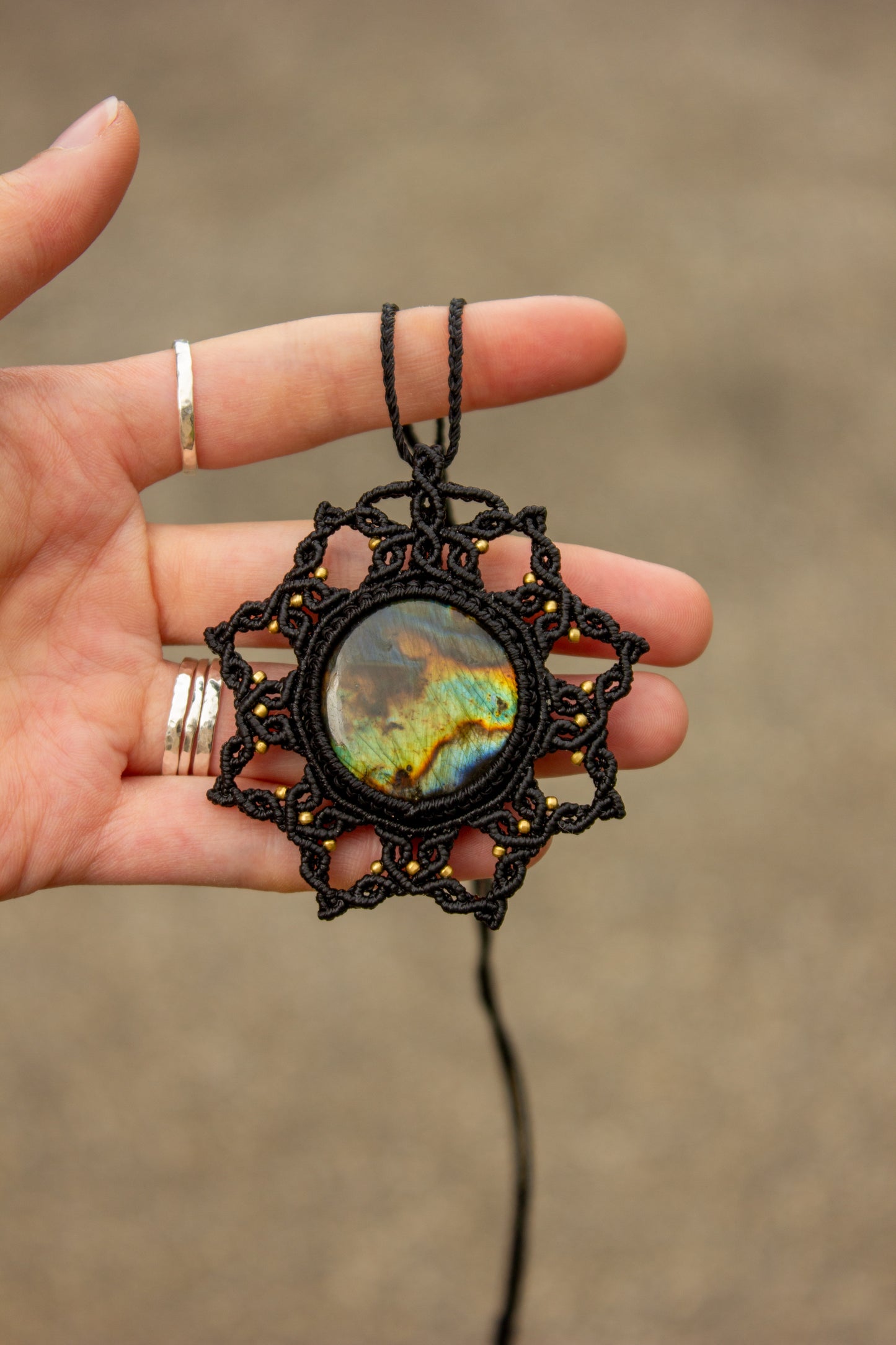Labradorite macrame necklace