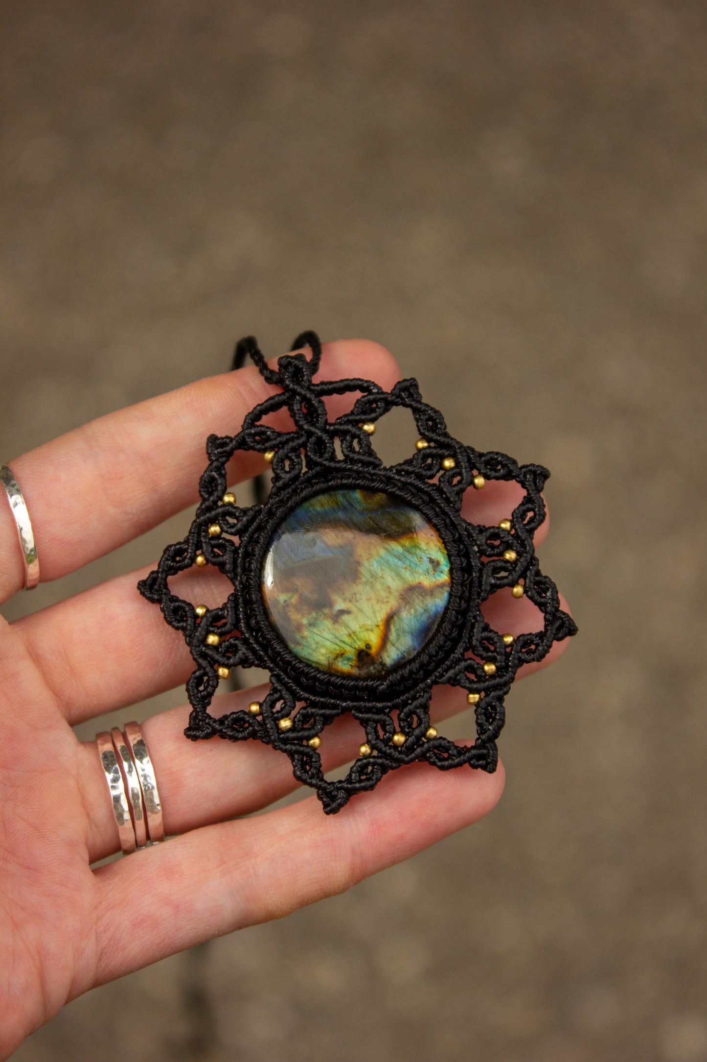 Labradorite macrame necklace