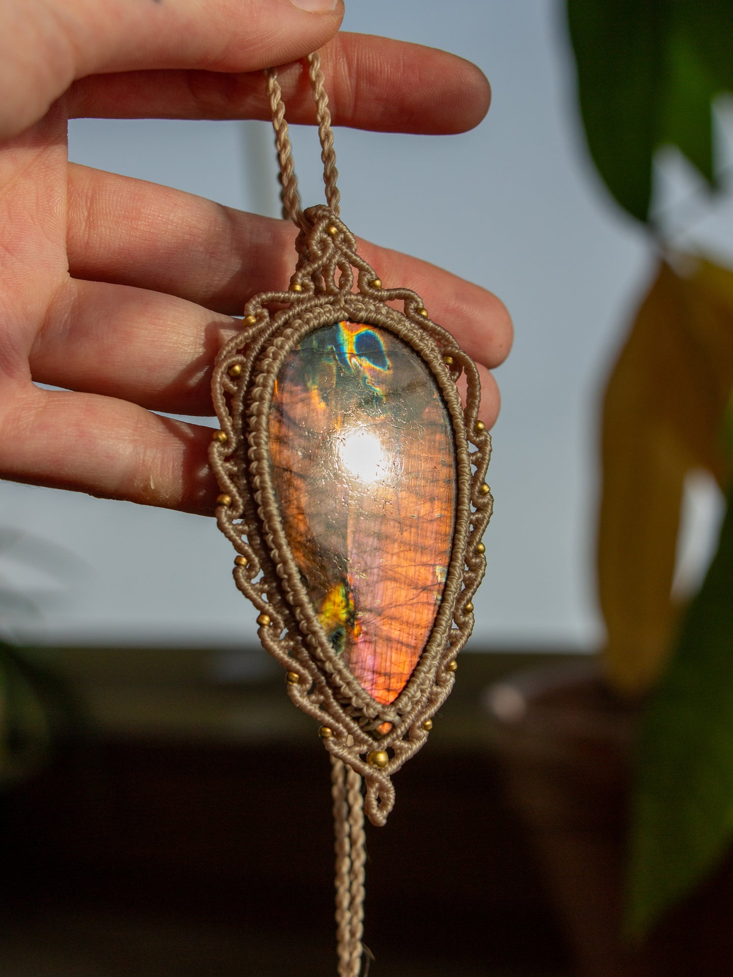 Labradorite macrame necklace