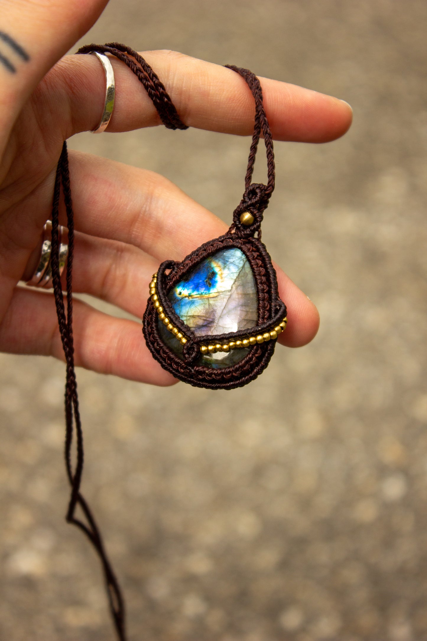 Labradorite macrame necklace