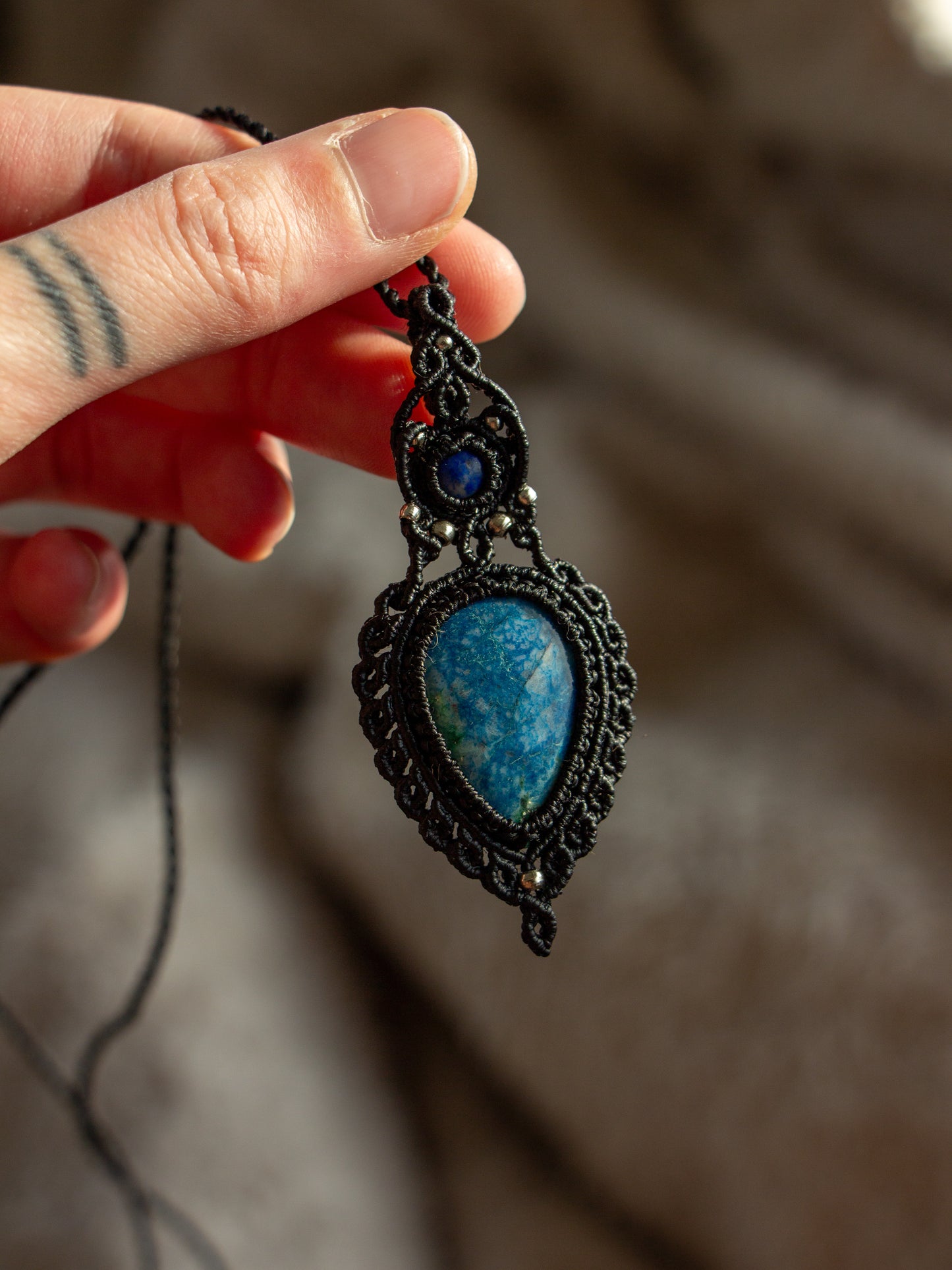 Lapis Lazuli & Shattukite macrame necklace