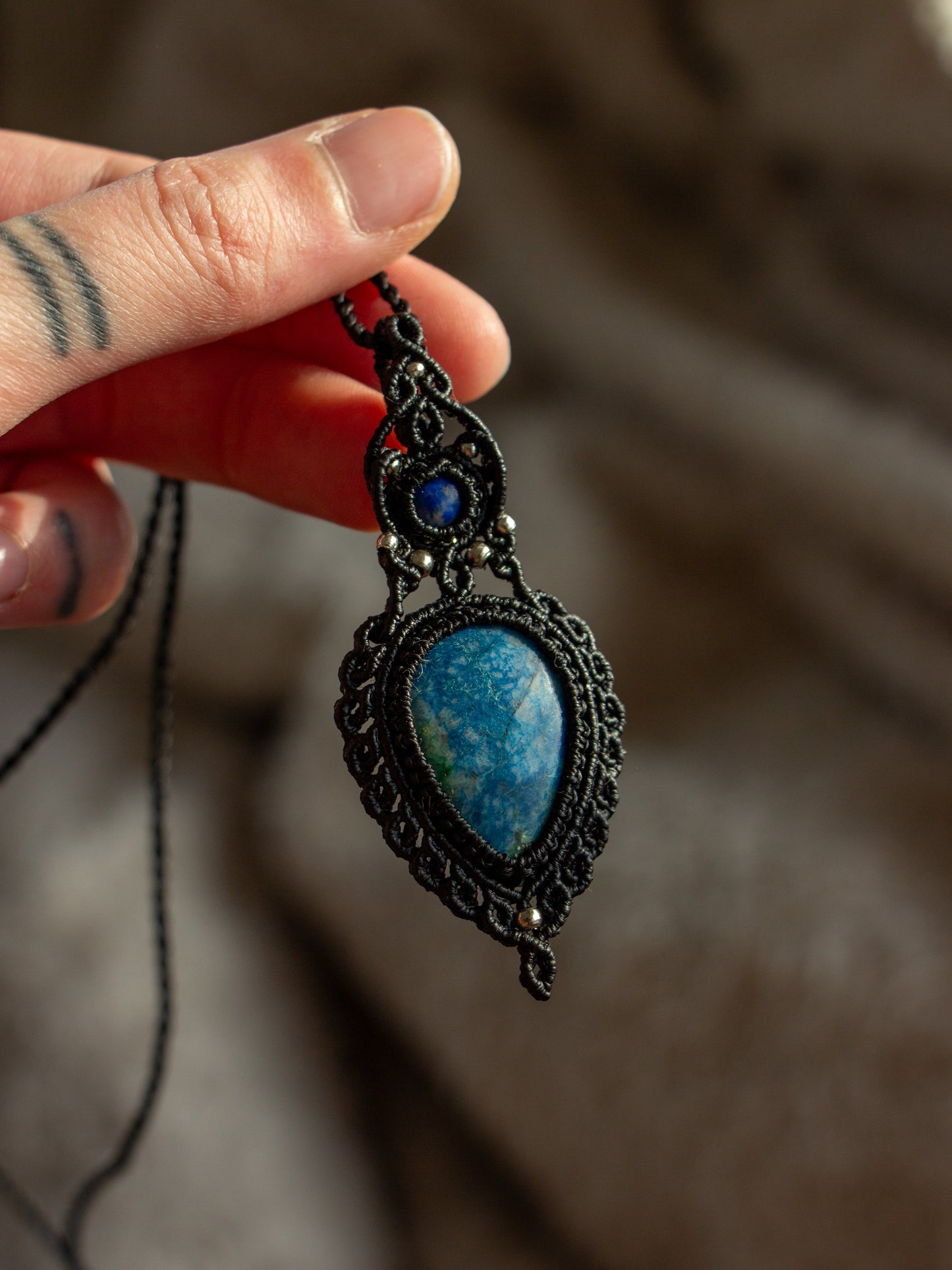 Lapis Lazuli & Shattukite macrame necklace