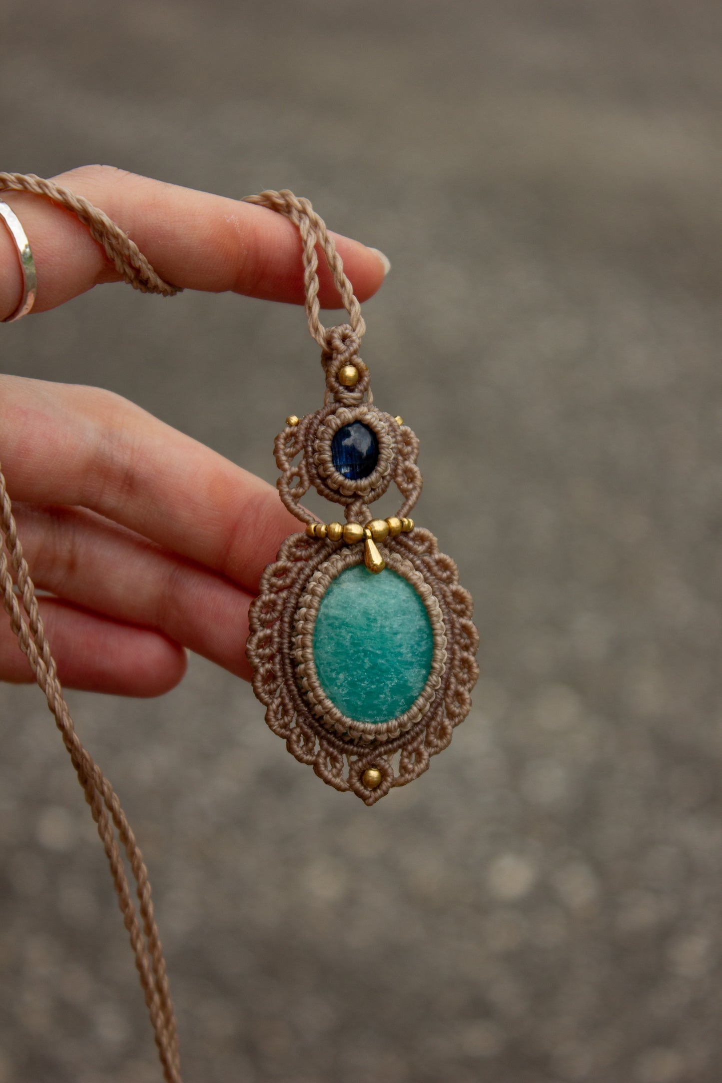 Kyanite & Amazonite macrame necklace