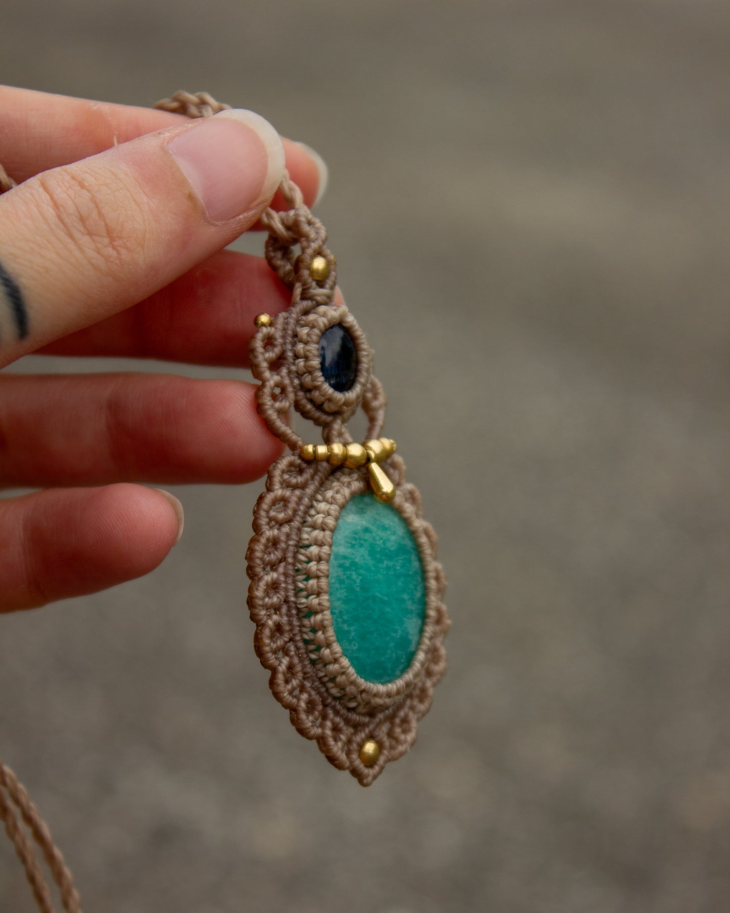 Kyanite & Amazonite macrame necklace