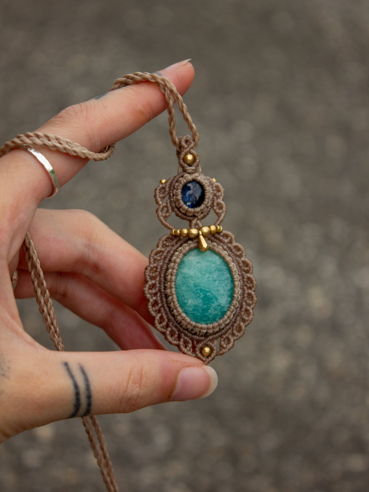 Kyanite & Amazonite macrame necklace