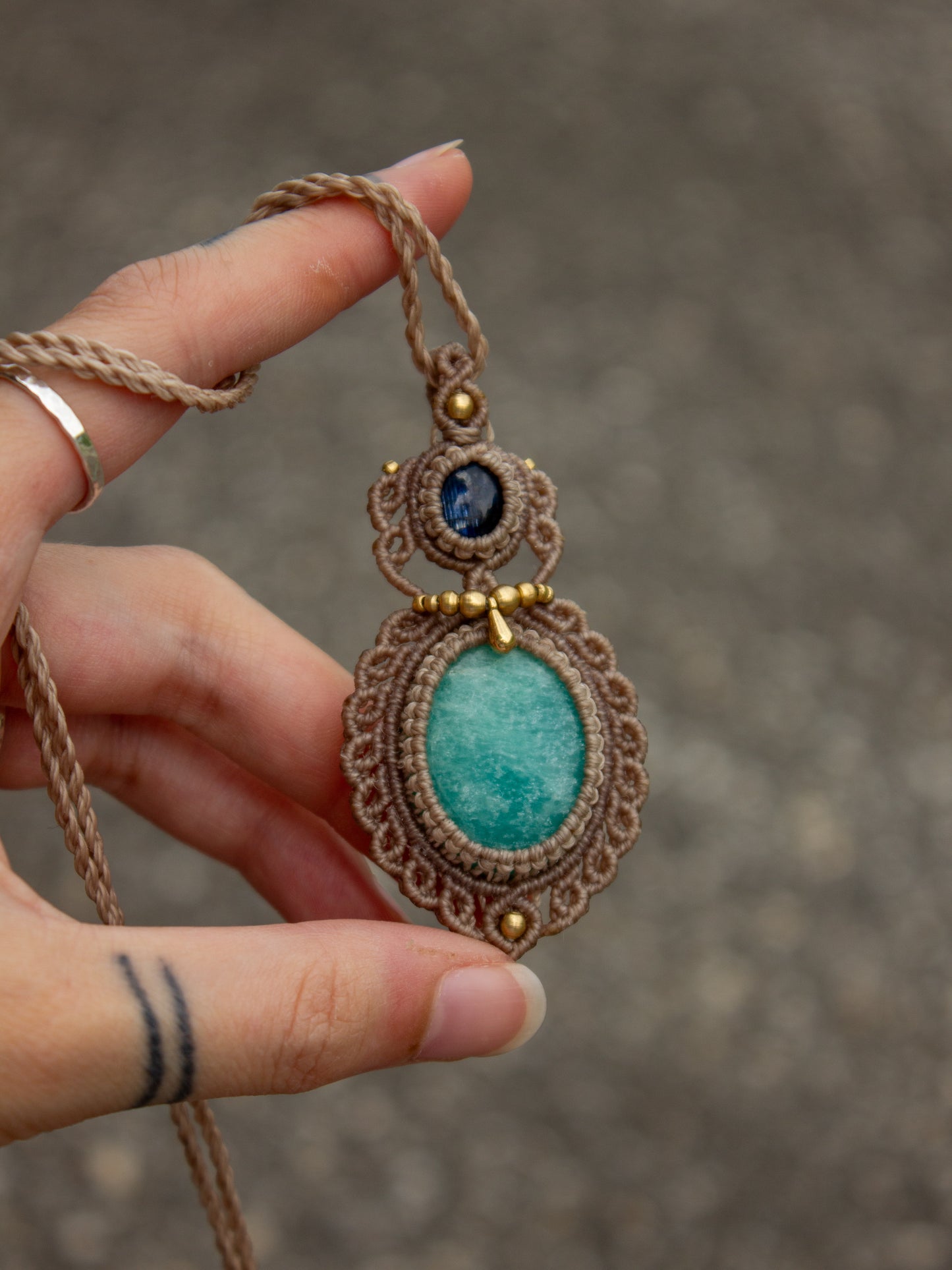 Kyanite & Amazonite macrame necklace
