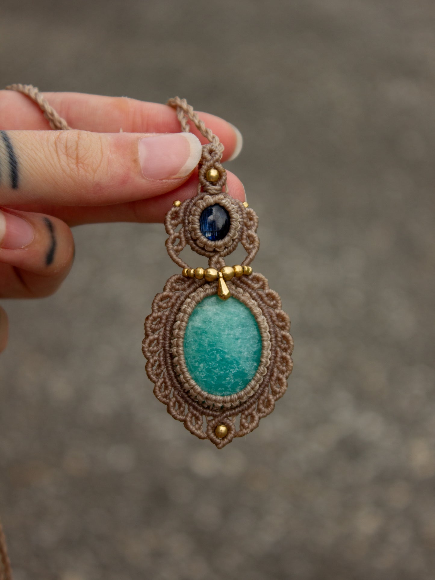 Kyanite & Amazonite macrame necklace