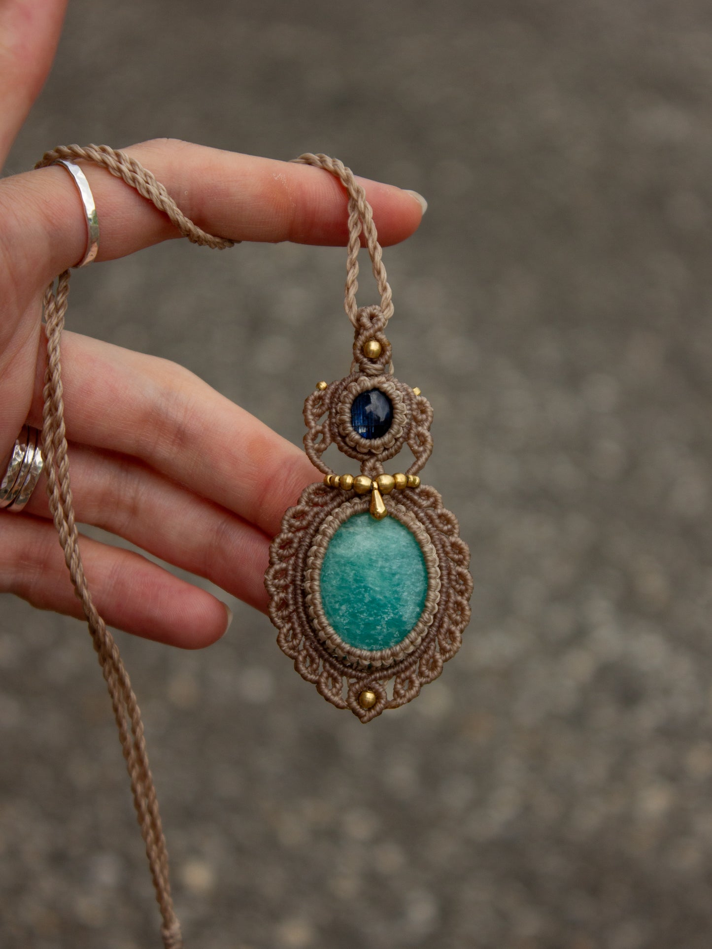Kyanite & Amazonite macrame necklace