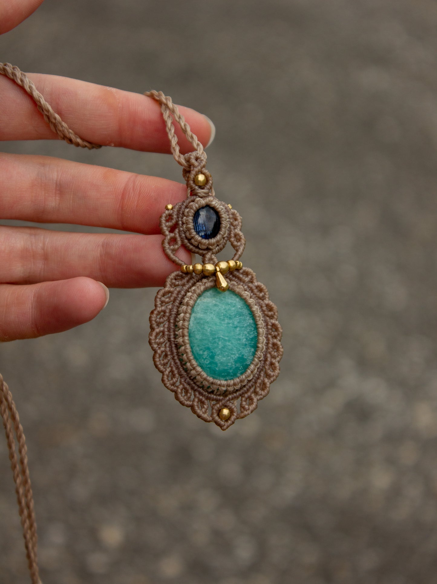 Kyanite & Amazonite macrame necklace