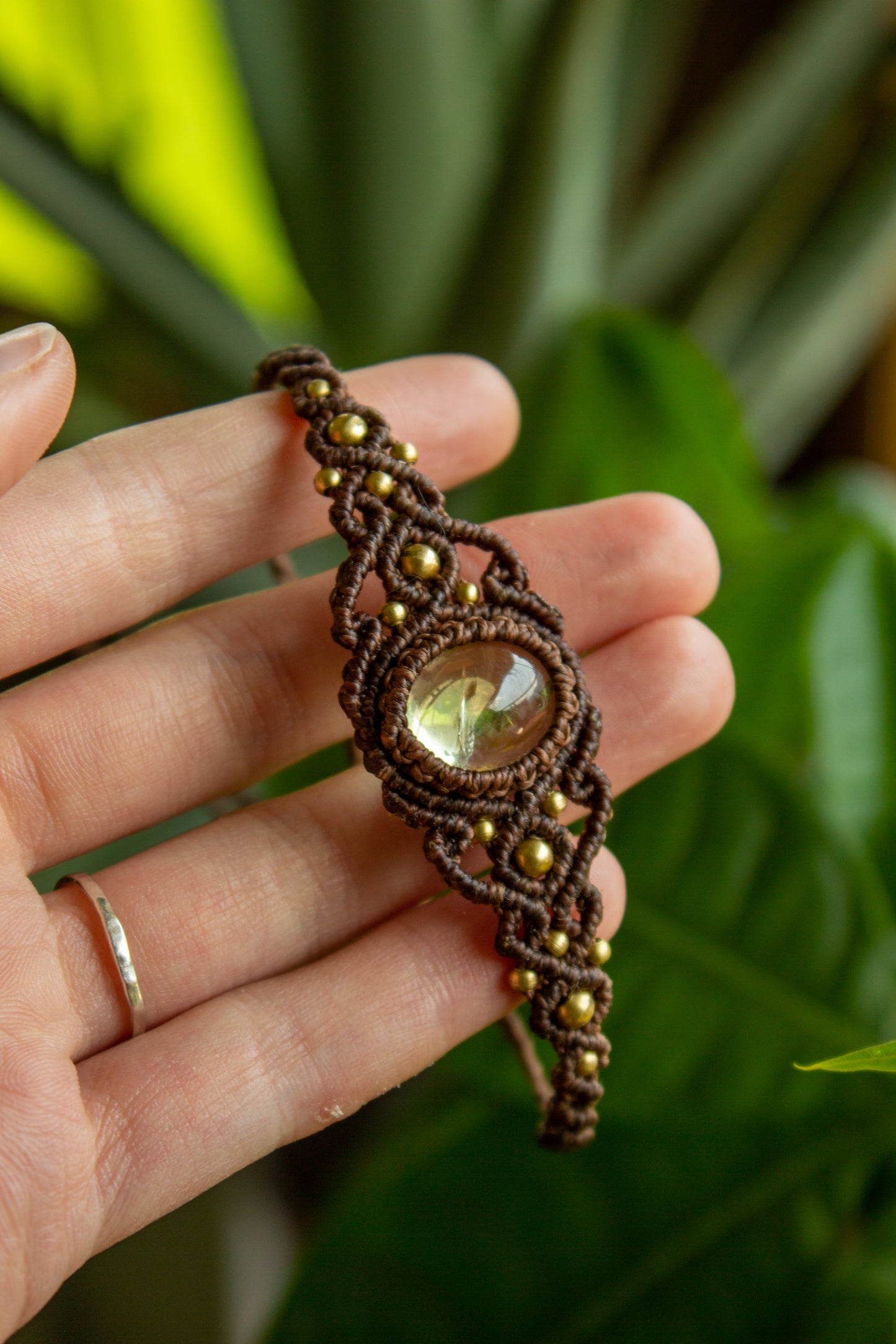Citrine macrame bracelet