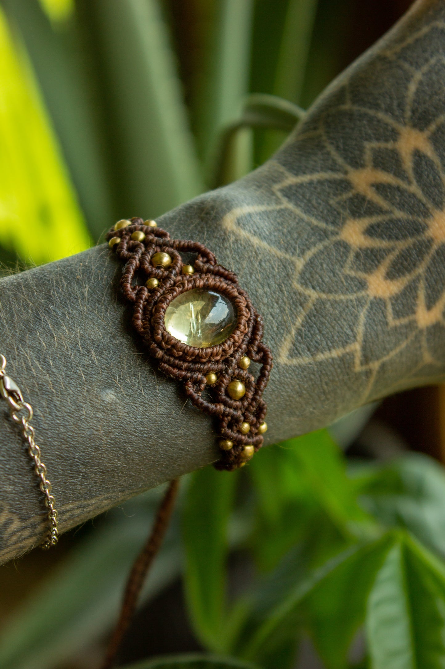 Citrine macrame bracelet