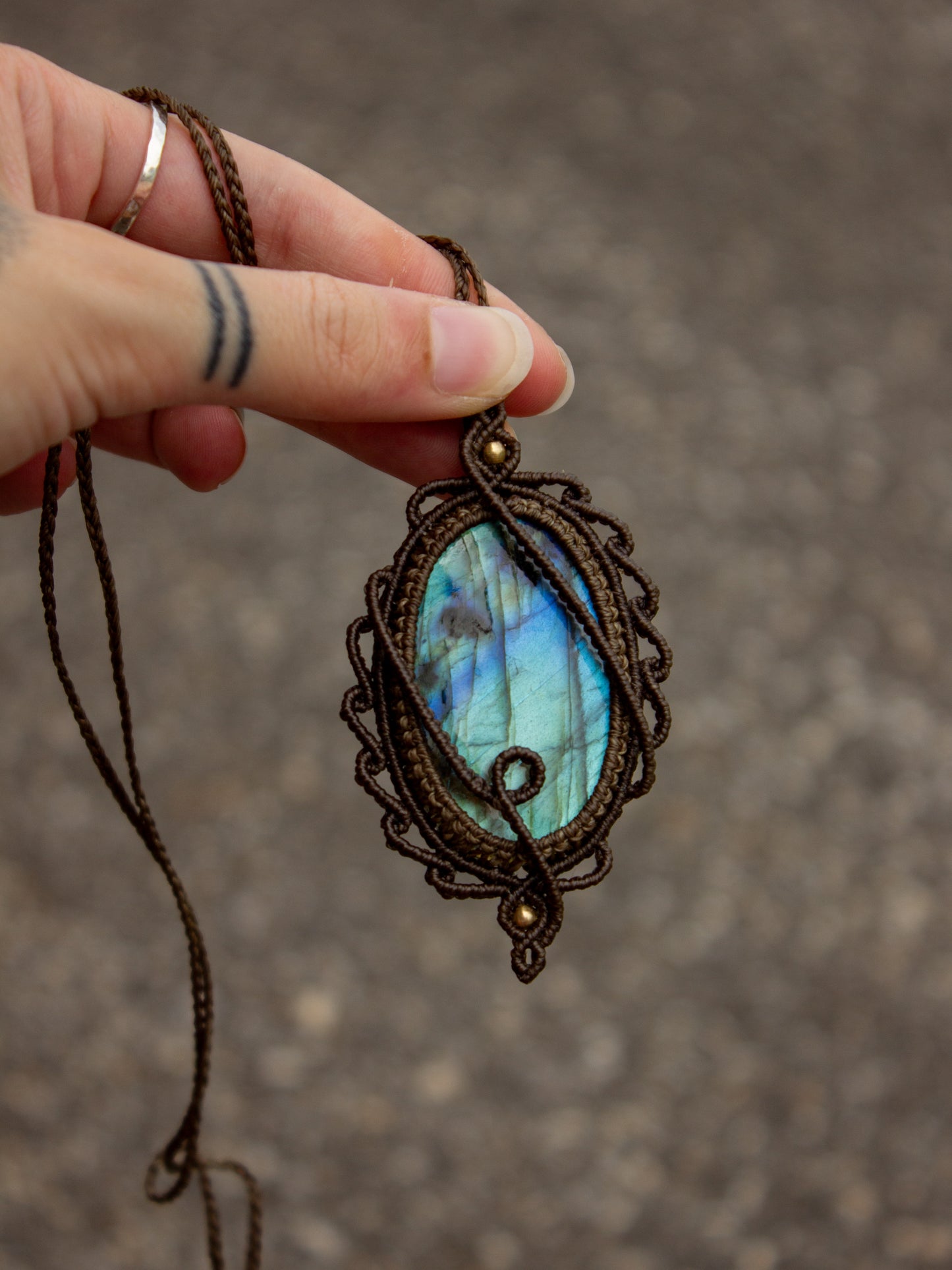Labradorite macrame necklace