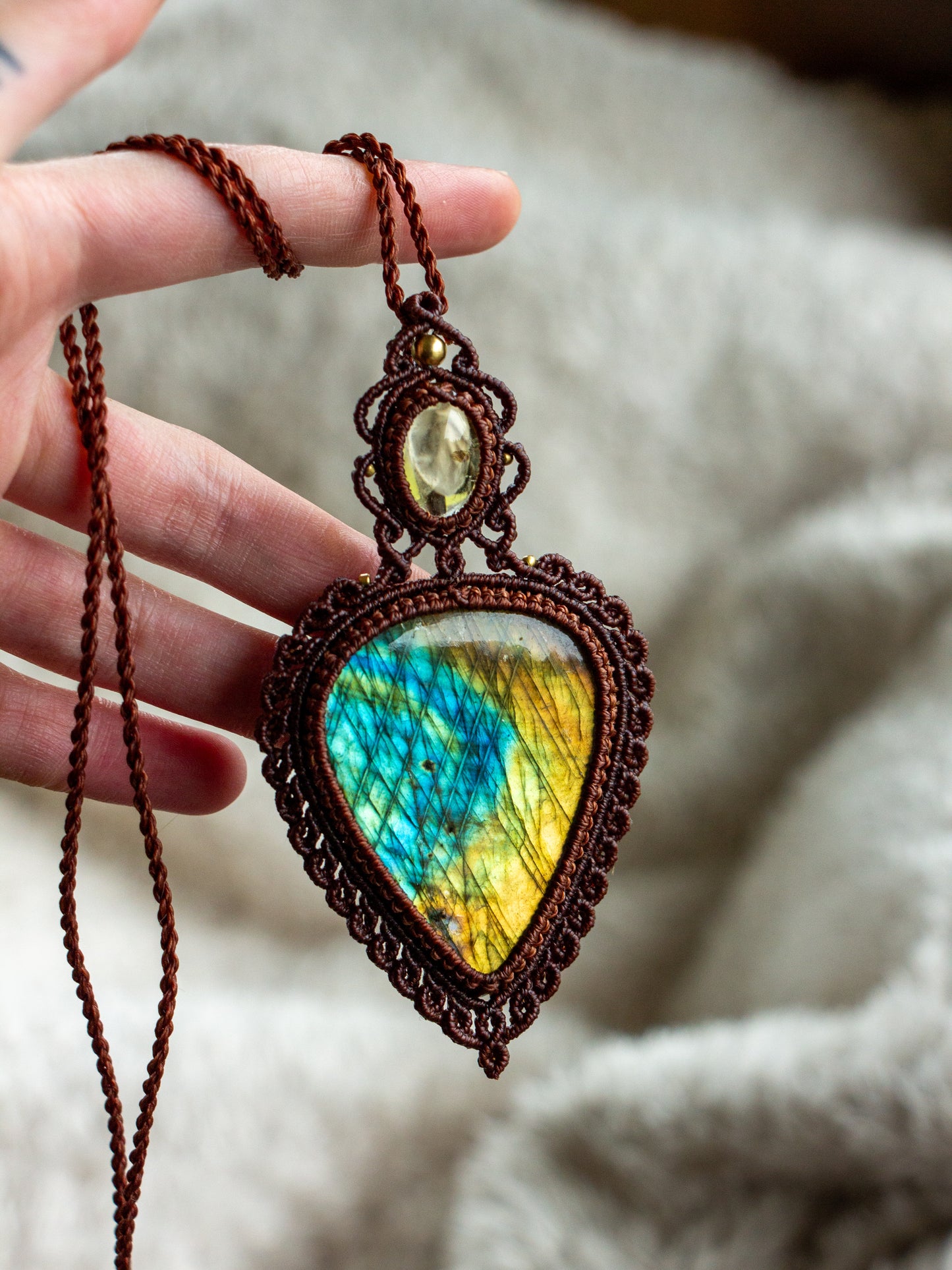 Lemon Quartz & Labradorite macrame necklace