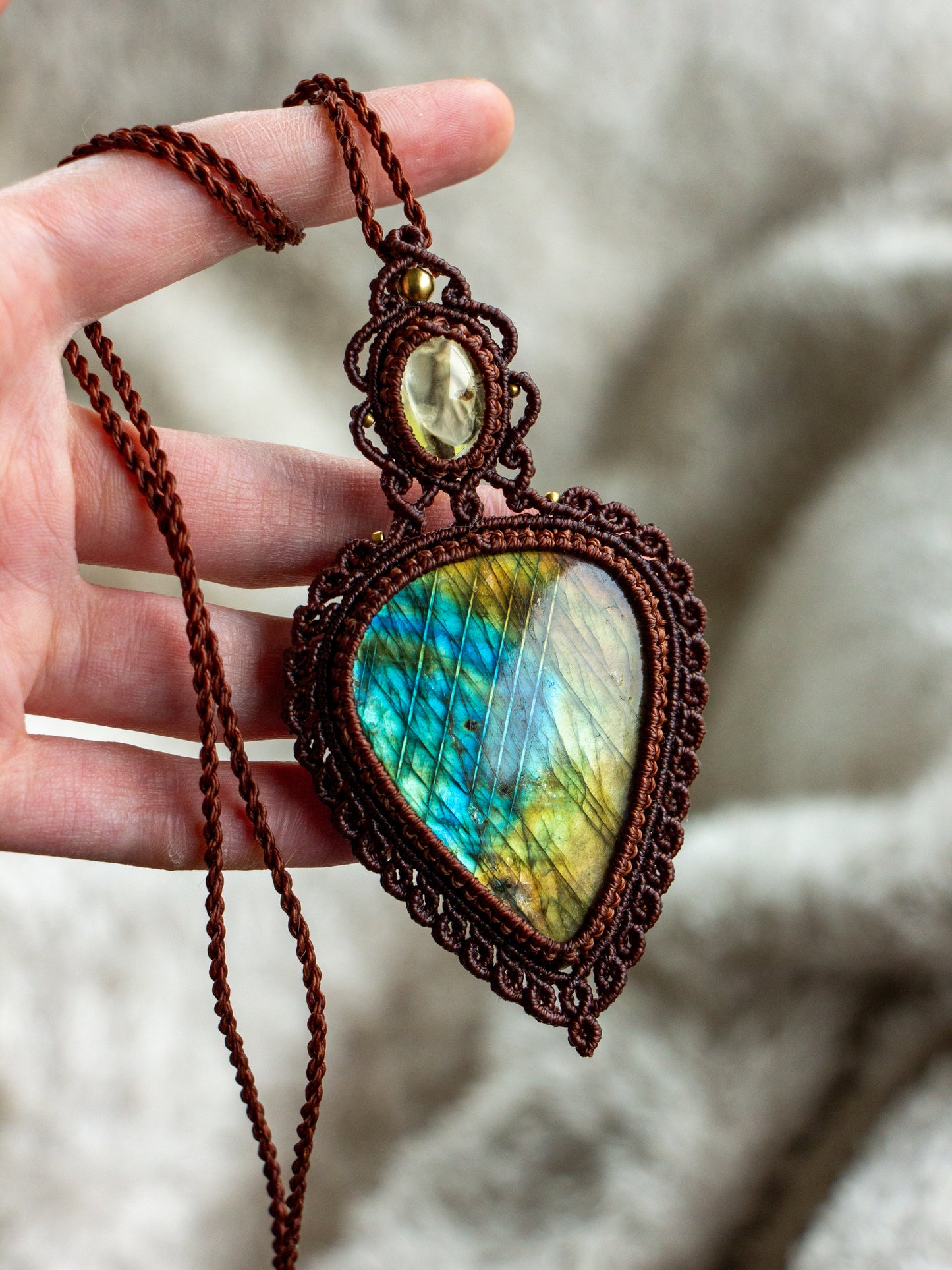 Lemon Quartz & Labradorite macrame necklace