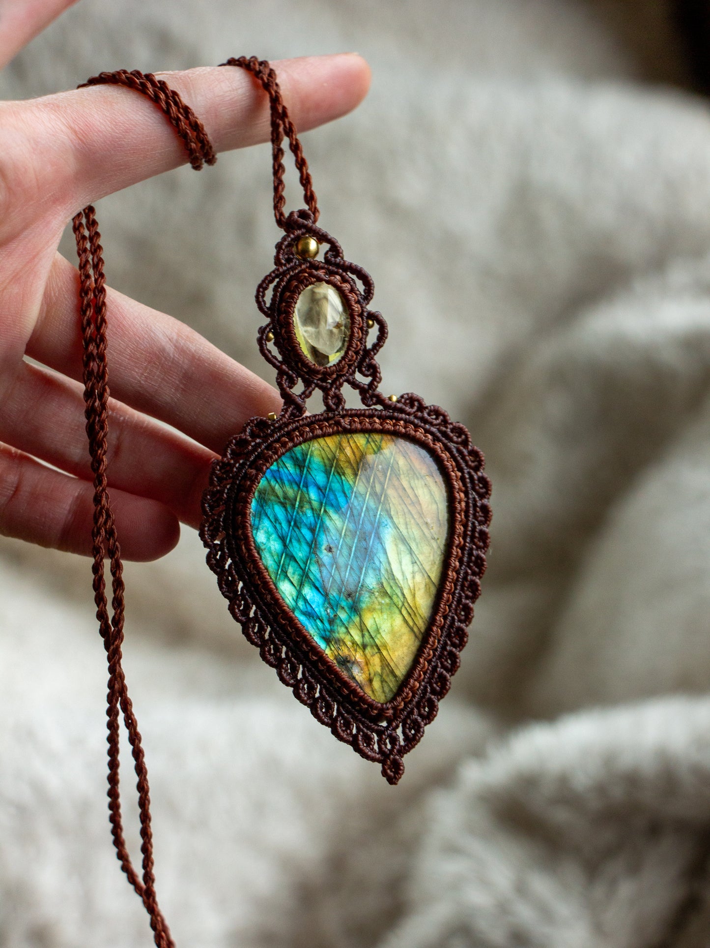 Lemon Quartz & Labradorite macrame necklace