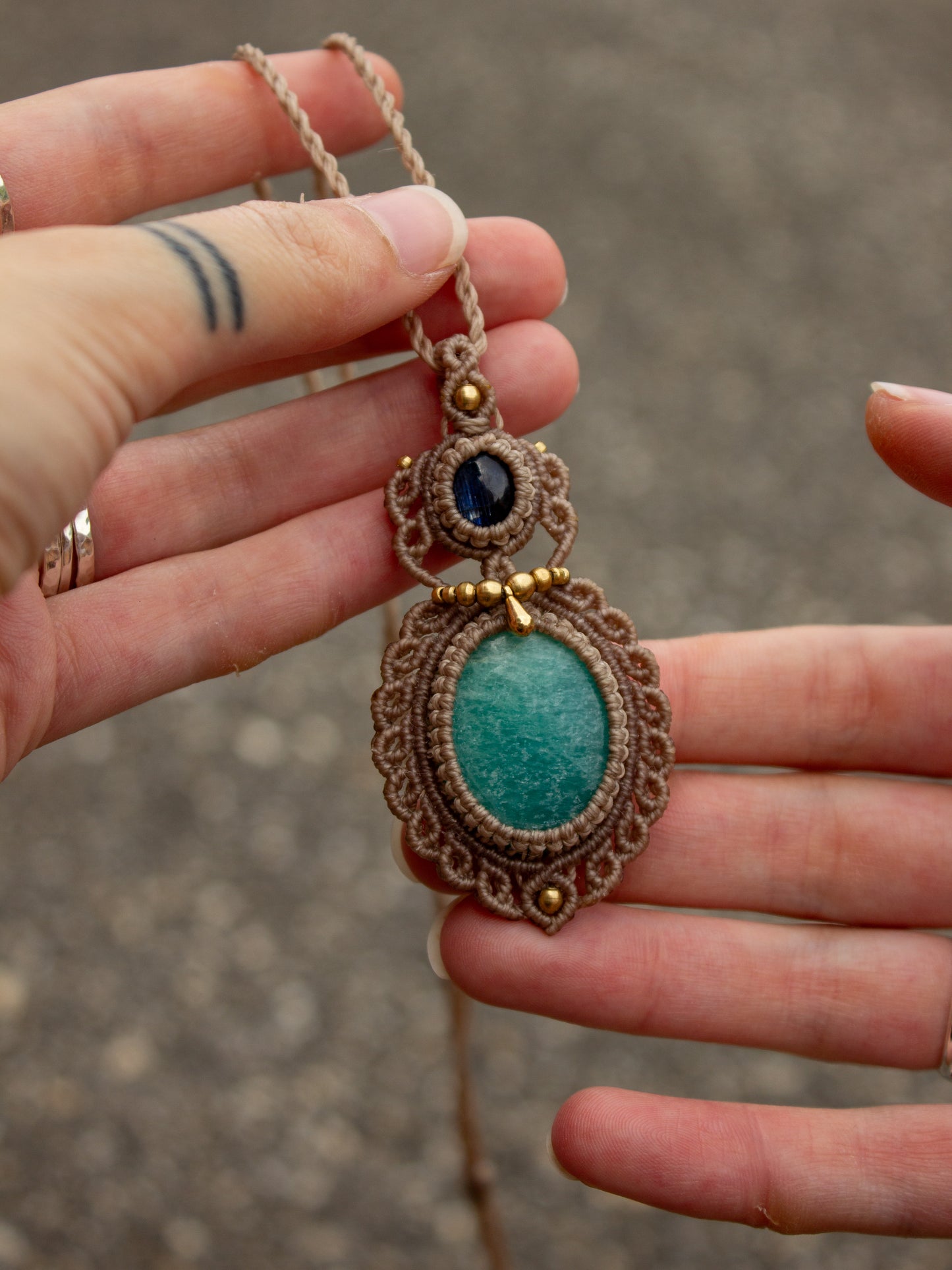 Kyanite & Amazonite macrame necklace