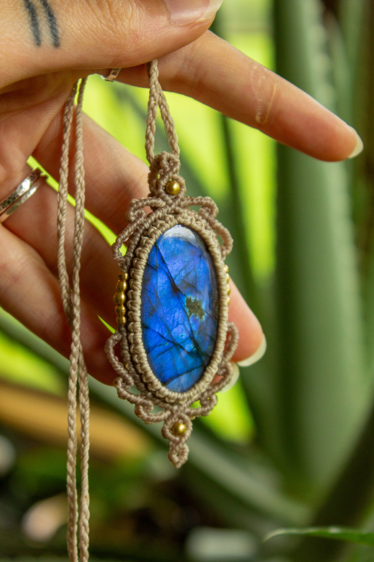 Hoi An • Labradorite macrame necklace